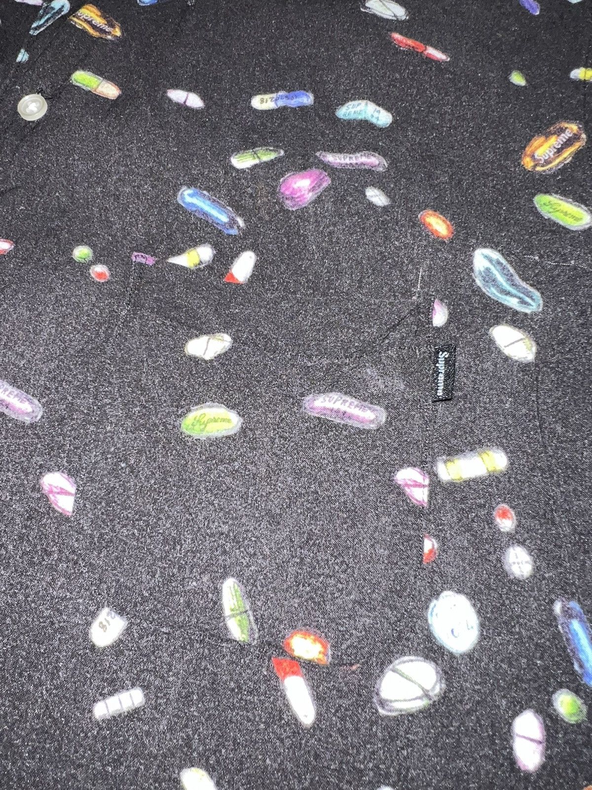 Supreme Supreme Pills Rayon Shirt Size US XL / EU 56 / 4 - 2 Thumbnail