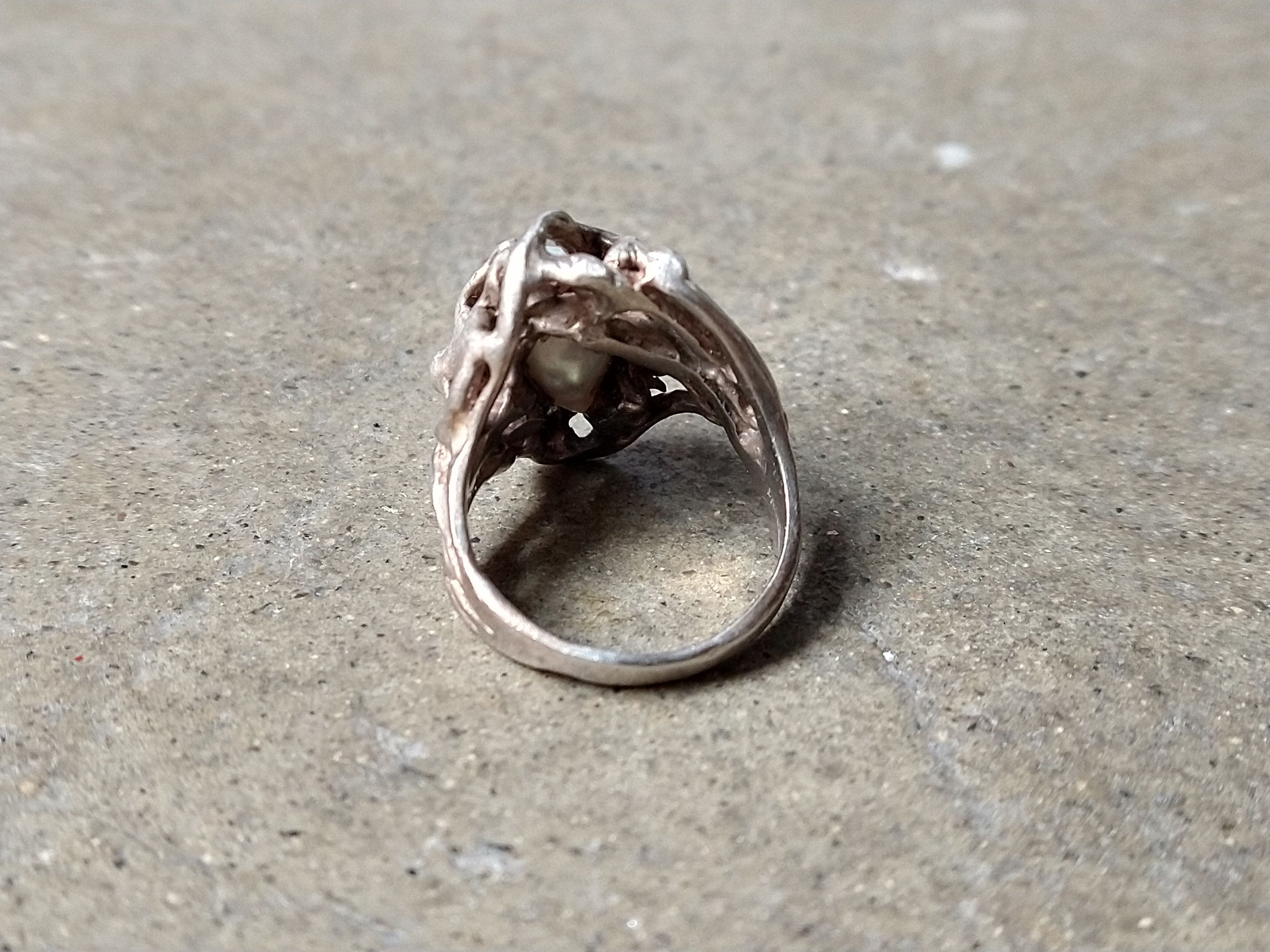 Jewelry Sterling Silver Ring Baroque Pearl Size 8 Brutalist Modern Size ONE SIZE - 9 Thumbnail