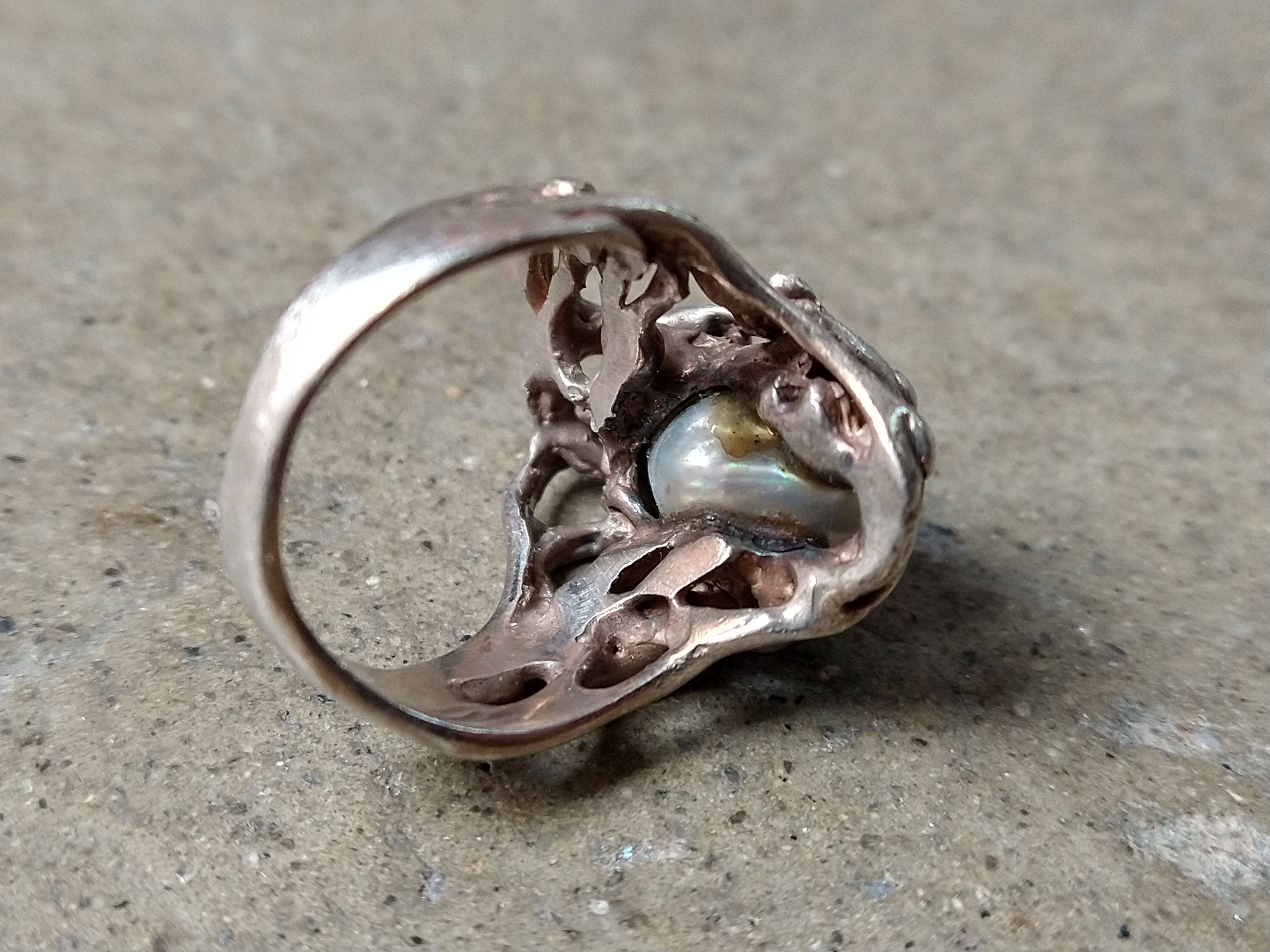 Jewelry Sterling Silver Ring Baroque Pearl Size 8 Brutalist Modern Size ONE SIZE - 10 Thumbnail