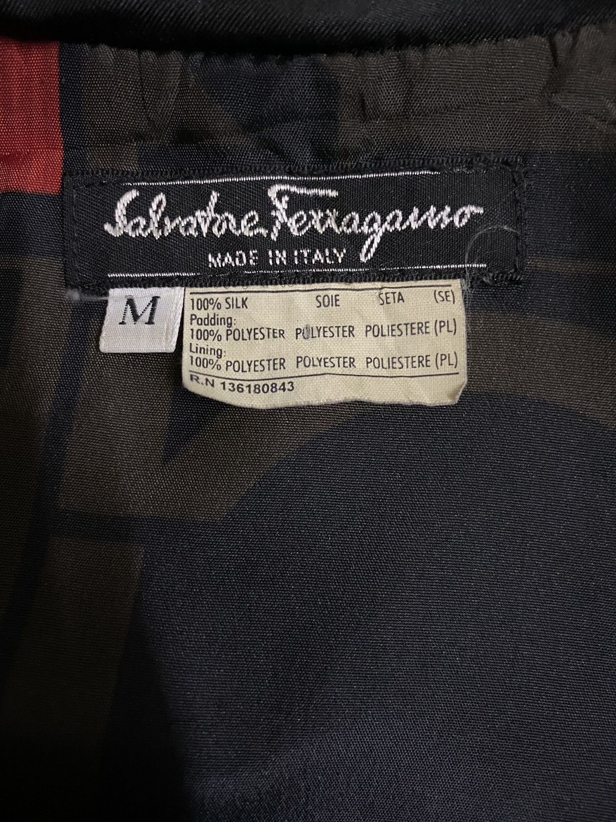 Salvatore Ferragamo Salvatore Ferragamo quilted full print light jacket Size US M / EU 48-50 / 2 - 9 Thumbnail