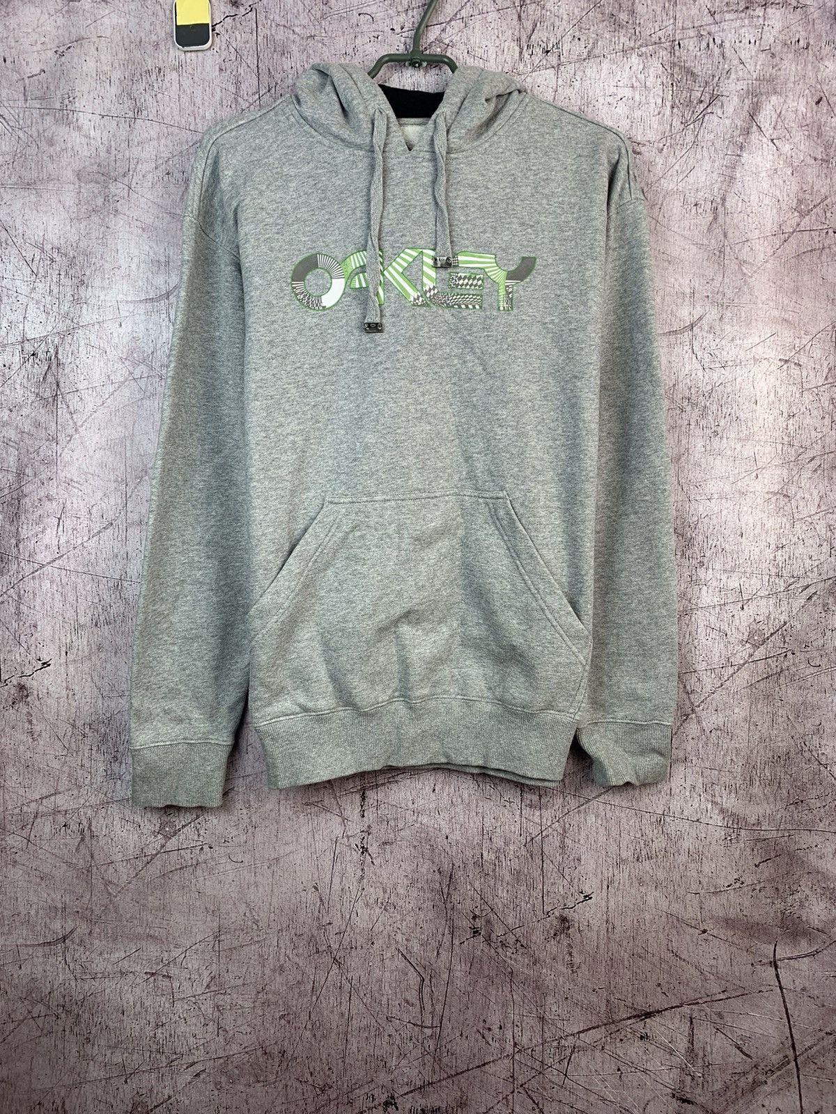 Oakley Oakley Vintage Mens Big Logo Hoodie Y2K Size US M / EU 48-50 / 2 - 1 Thumbnail