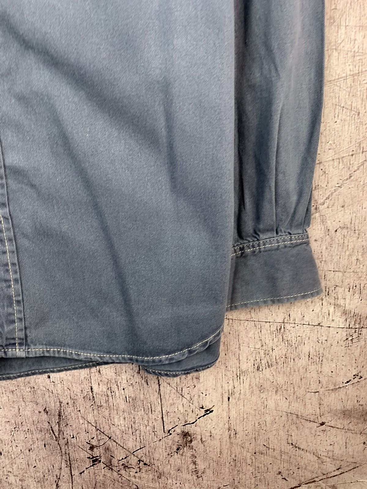 Levi's × Levi's Vintage Clothing × Vintage Vintage Levis Denim Shirt Size US L / EU 52-54 / 3 - 4 Thumbnail