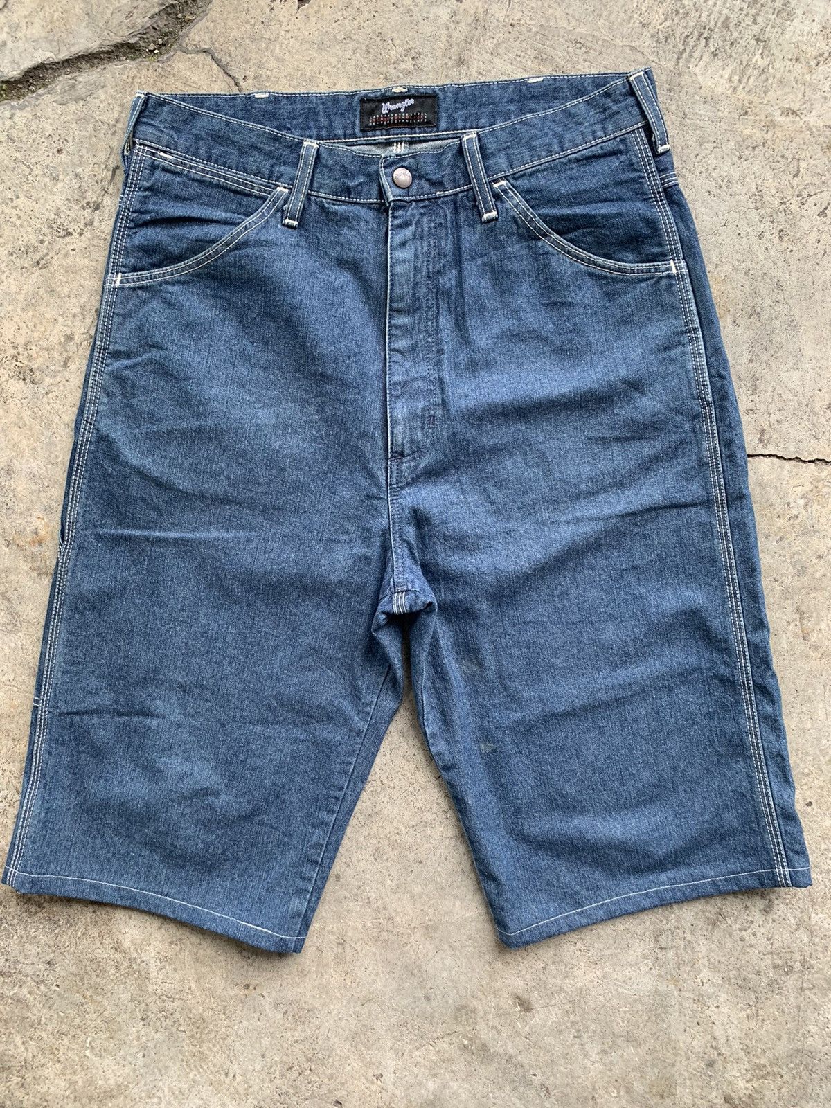 Jean Wrangler short denim jeans Size US 31 - 10 Thumbnail