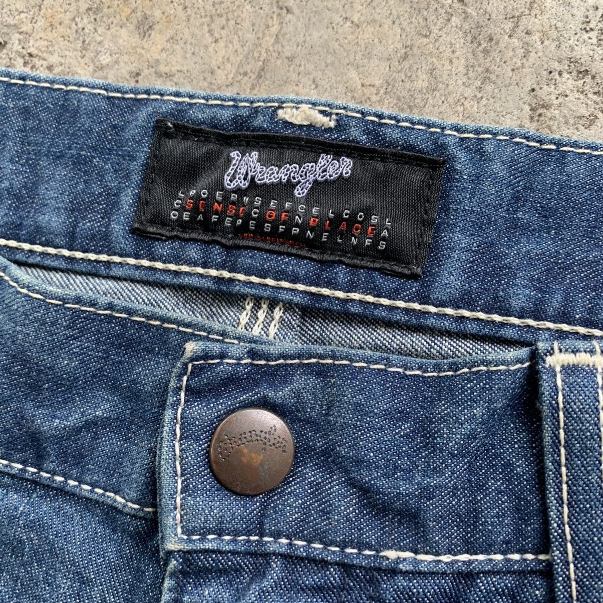 Jean Wrangler short denim jeans Size US 31 - 4 Thumbnail
