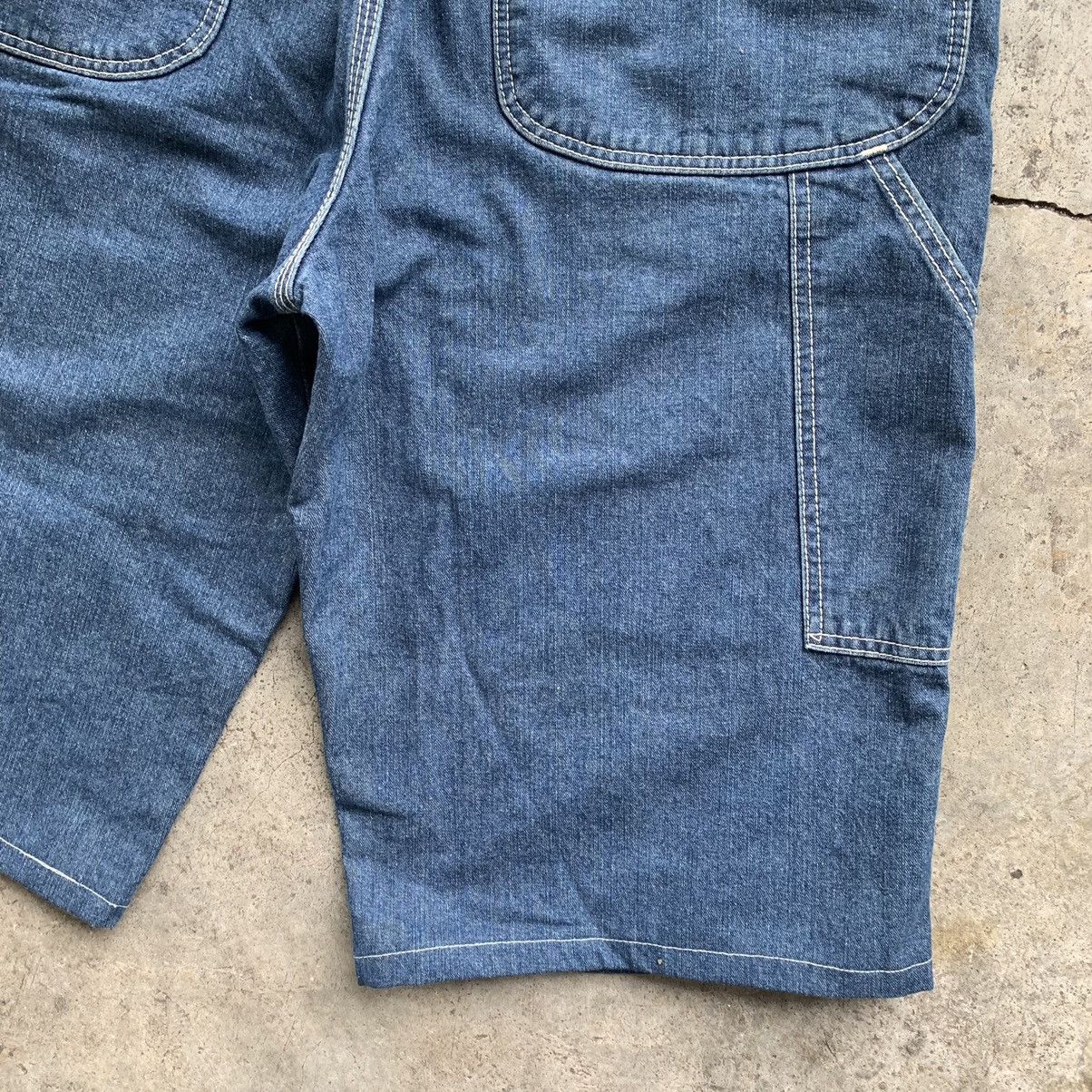 Jean Wrangler short denim jeans Size US 31 - 14 Thumbnail