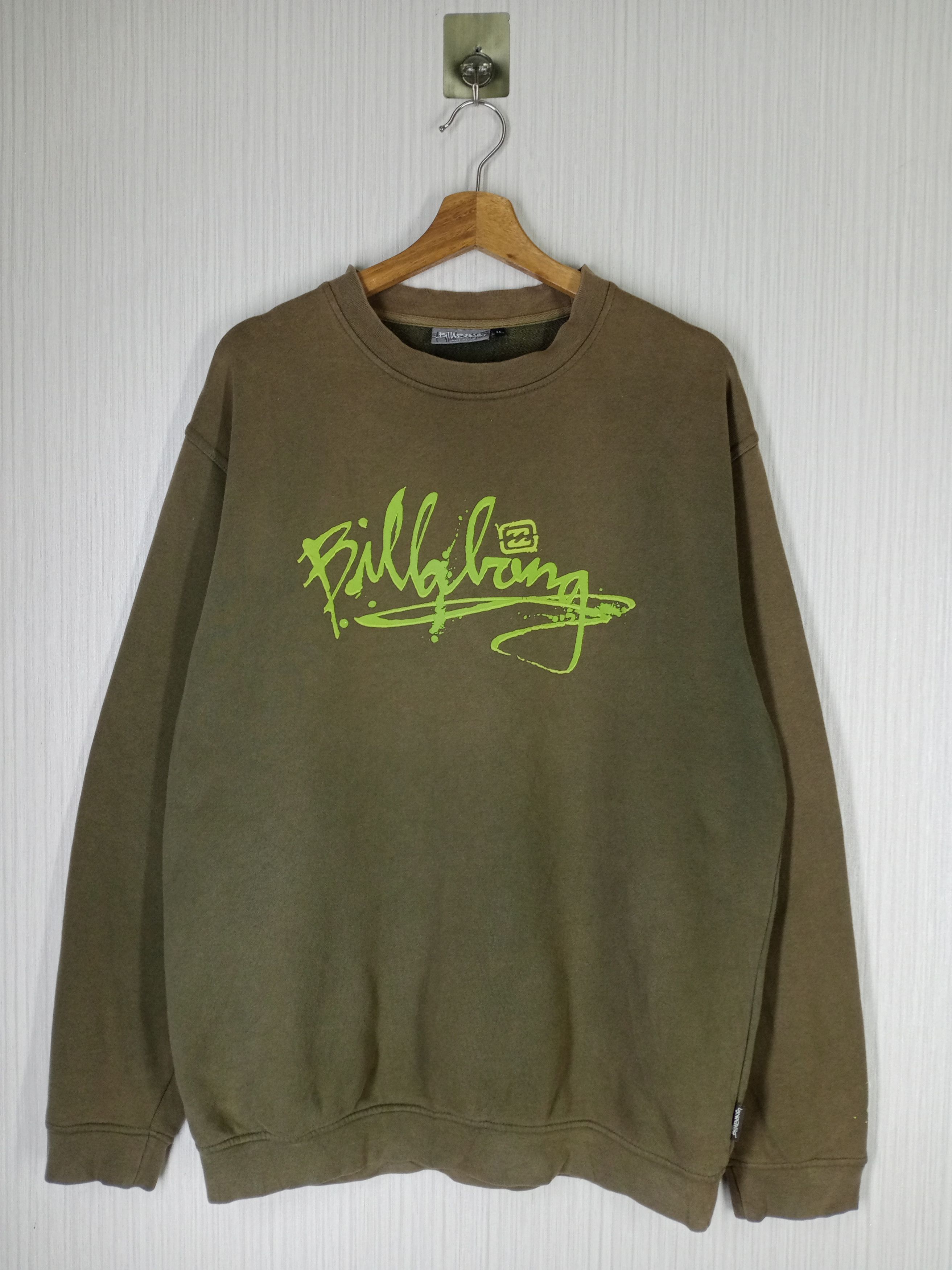 Billabong Rare Vintage 90s Billabong Big Logo Crewneck Sweatshirt Size US L / EU 52-54 / 3 - 1 Thumbnail