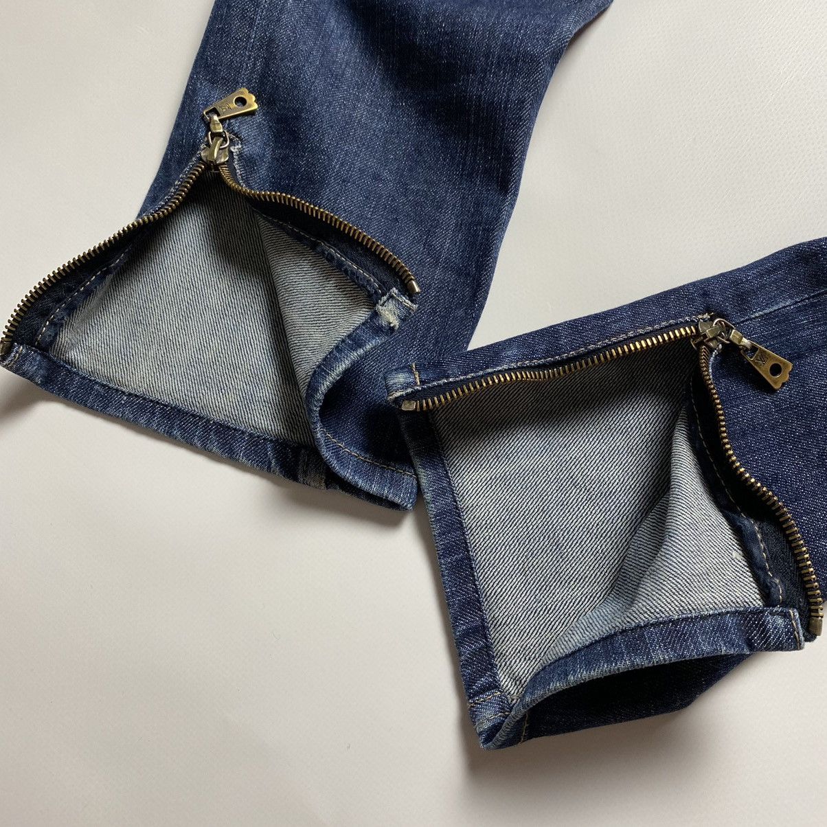 Louis Vuitton Louis Vuitton Jeans Size US 26 / EU 42 - 12 Thumbnail
