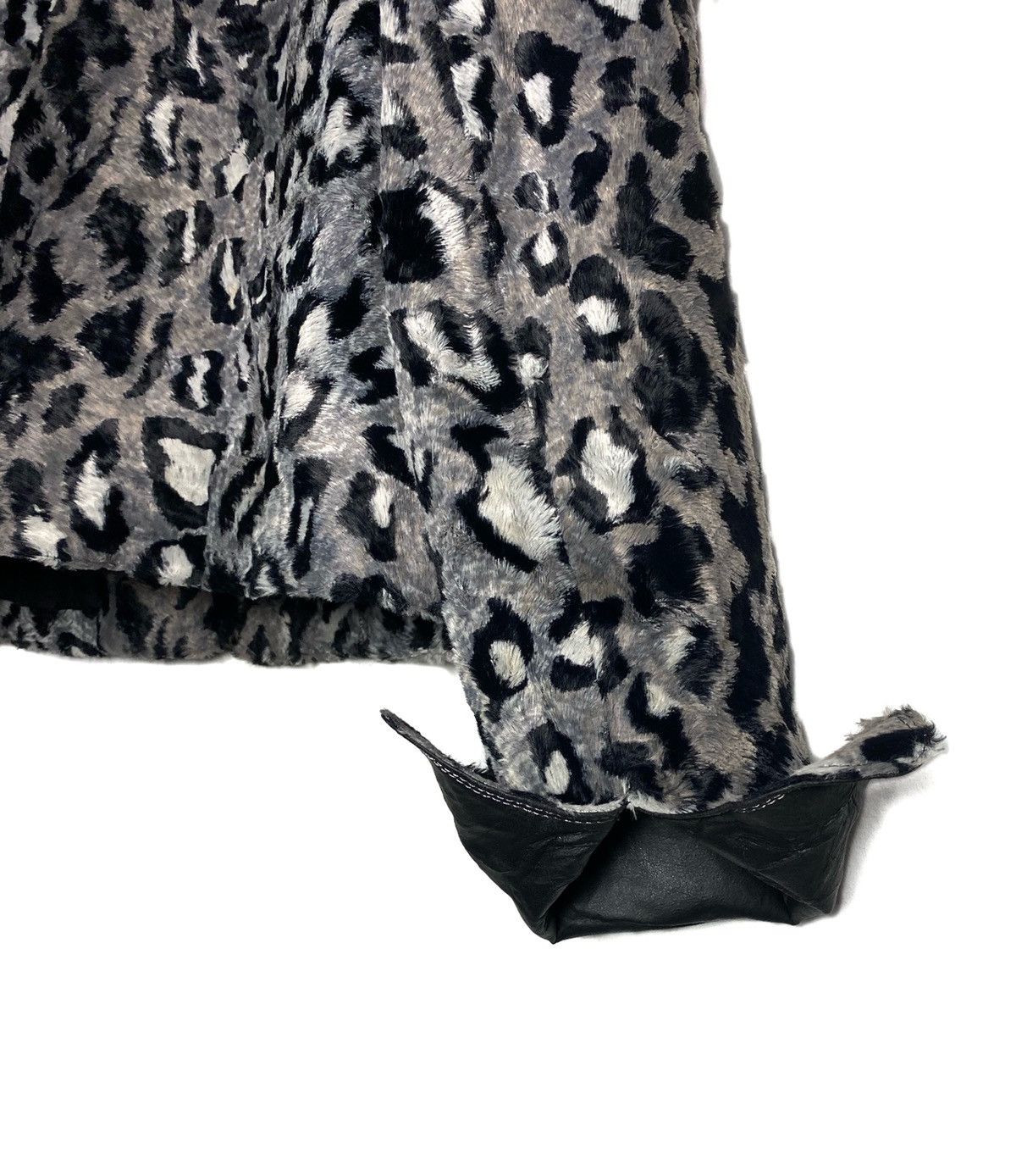 Christian Dior Monsieur Fur Christian Dior Leopard Print Croptop Jacket Size M / US 6-8 / IT 42-44 - 7 Thumbnail