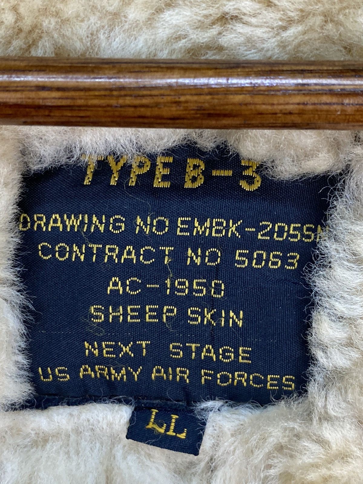 Vintage Vintage Us Army Air Force B 3 Sheepskin Jacket Size US L / EU 52-54 / 3 - 9 Thumbnail