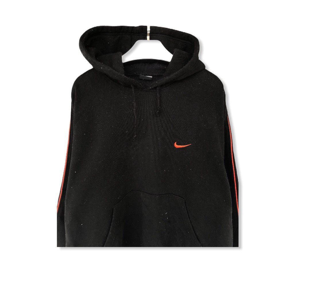 Nike Vintage Nike Swoosh Small Logo Hoodies Size US L / EU 52-54 / 3 - 2 Thumbnail