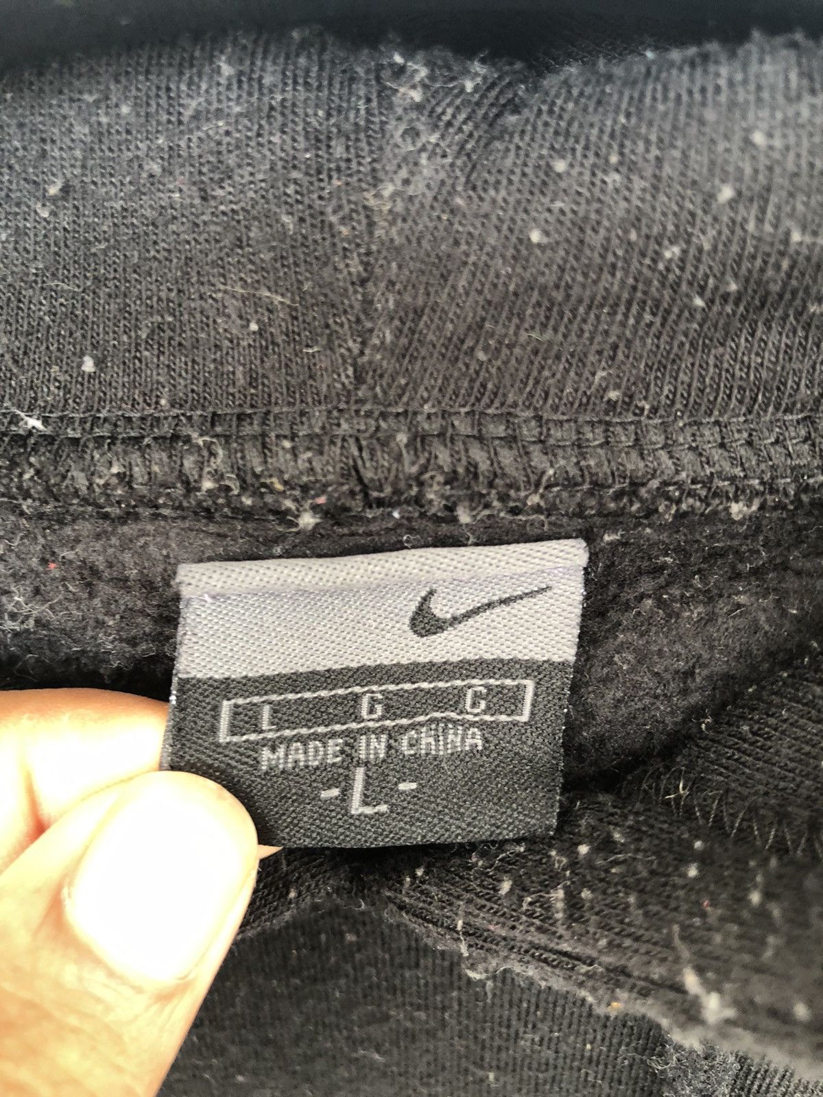 Nike Vintage Nike Swoosh Small Logo Hoodies Size US L / EU 52-54 / 3 - 4 Thumbnail