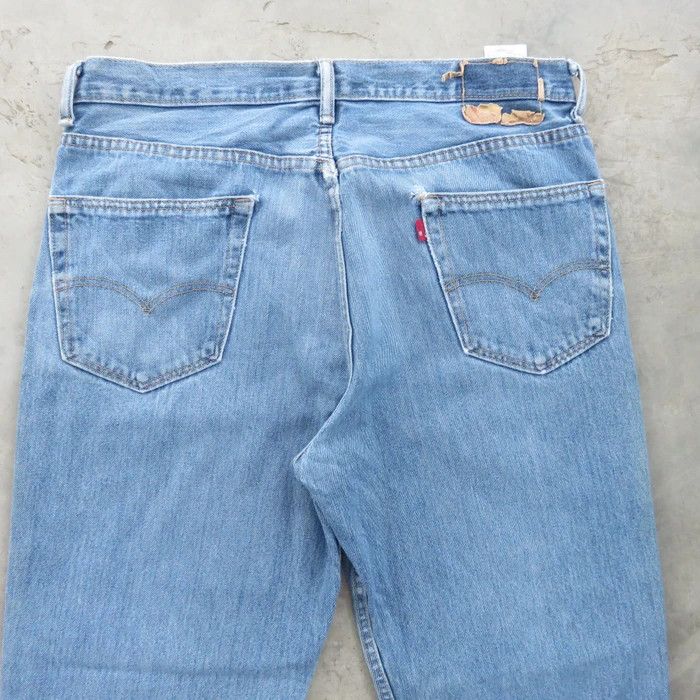 JNCO × Levi's × Vintage Vintage Levis Light Wash Distressed Jeans 35x30 Size US 35 - 6 Thumbnail