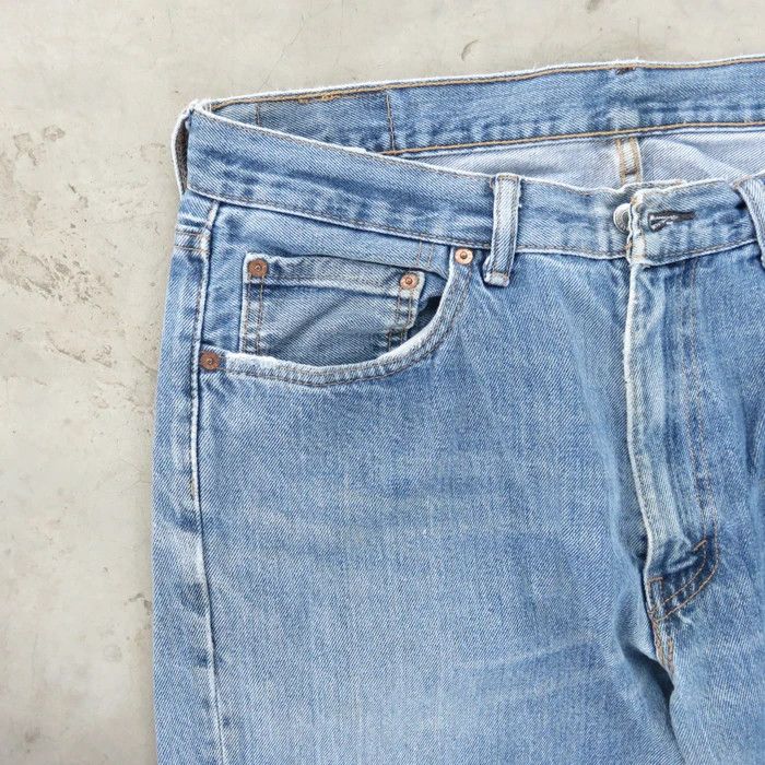 JNCO × Levi's × Vintage Vintage Levis Light Wash Distressed Jeans 35x30 Size US 35 - 5 Thumbnail