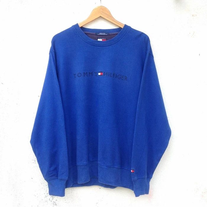 Tommy Hilfiger Tommy Hilfiger Embroidered Sweatshirt Size US S / EU 44-46 / 1 - 1 Thumbnail