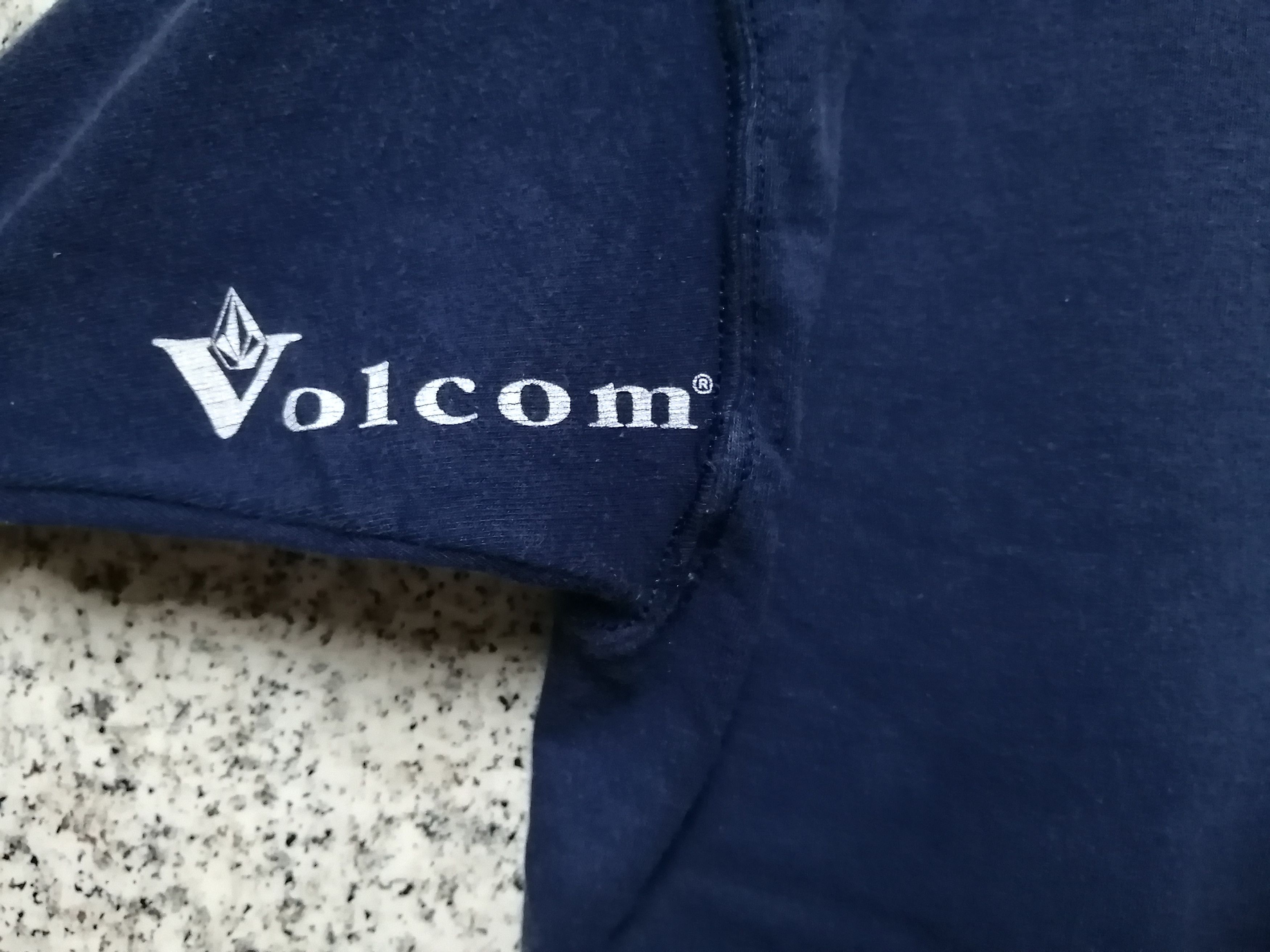 Vintage × Volcom 90s Vintage Volcom Tee Big Logo very rare Size US L / EU 52-54 / 3 - 7 Thumbnail