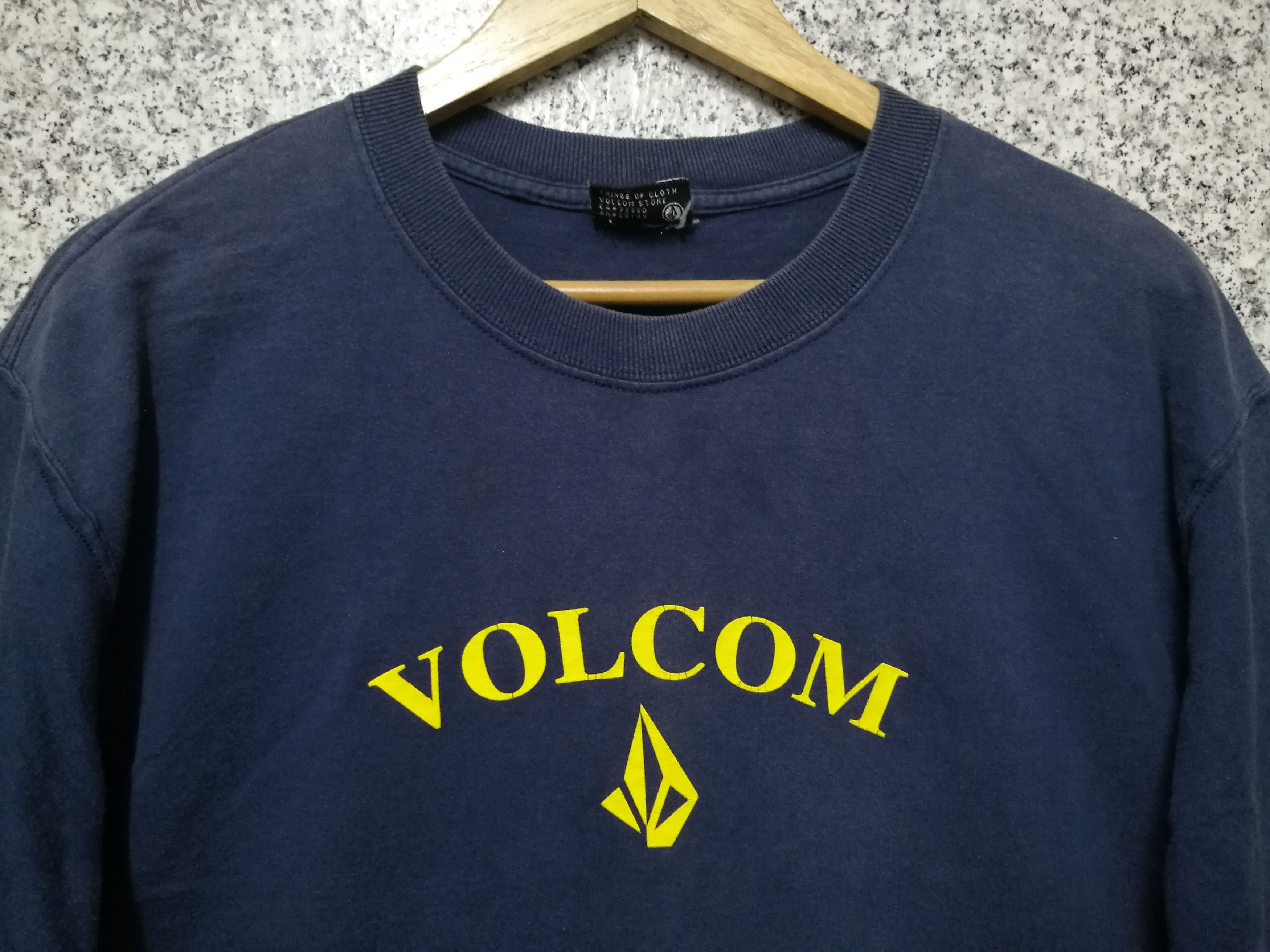 Vintage × Volcom 90s Vintage Volcom Tee Big Logo very rare Size US L / EU 52-54 / 3 - 3 Thumbnail