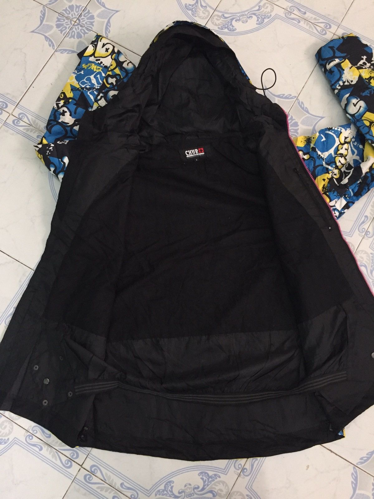 Japanese Brand Nice print design Chur Snowboarding outdoor jacket hoodie Size US S / EU 44-46 / 1 - 14 Thumbnail