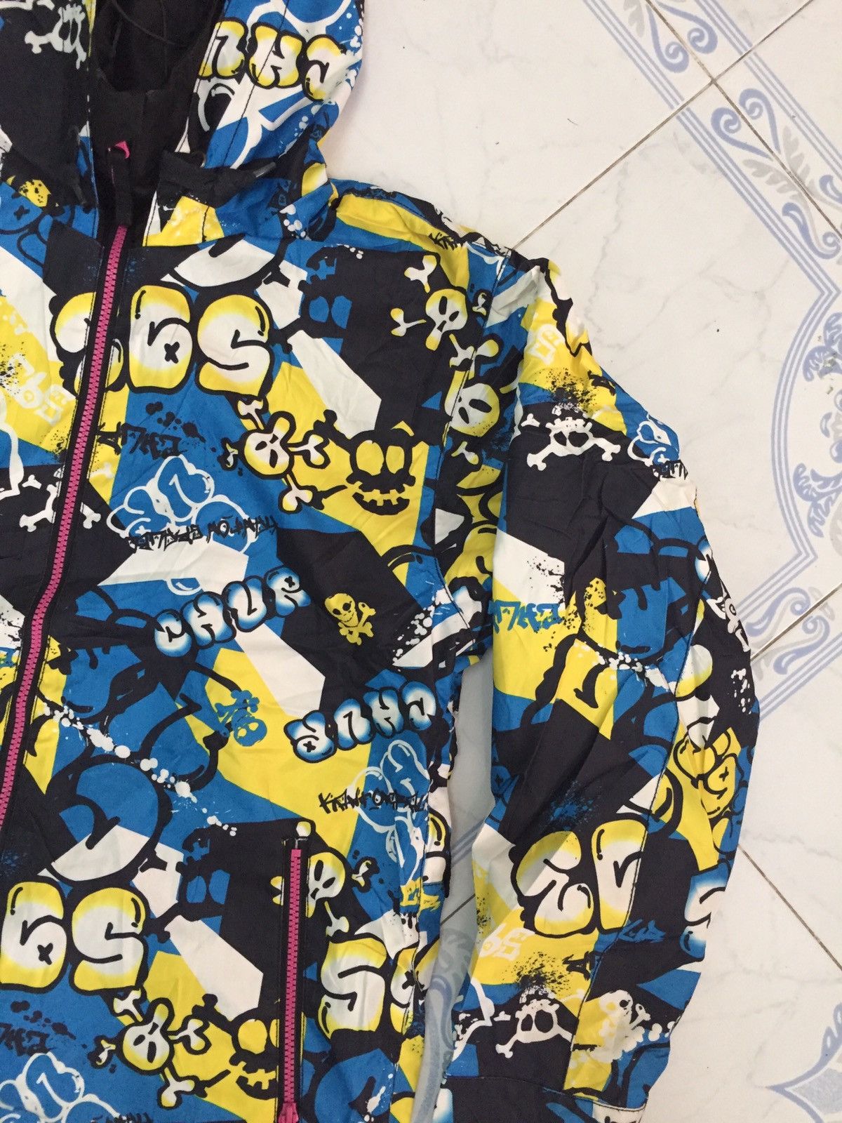 Japanese Brand Nice print design Chur Snowboarding outdoor jacket hoodie Size US S / EU 44-46 / 1 - 5 Thumbnail