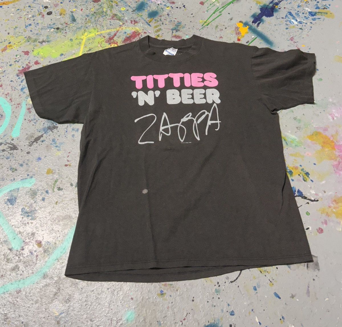 Band Tees × Vintage Frank Zappa titties n beer T-shirt 80s Size US L / EU 52-54 / 3 - 1 Thumbnail