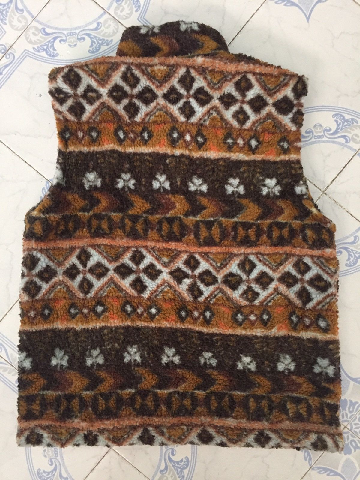 Japanese Brand Printed Art Sleeveless Deep Pile Fleece Vest Jacket Size US M / EU 48-50 / 2 - 7 Thumbnail