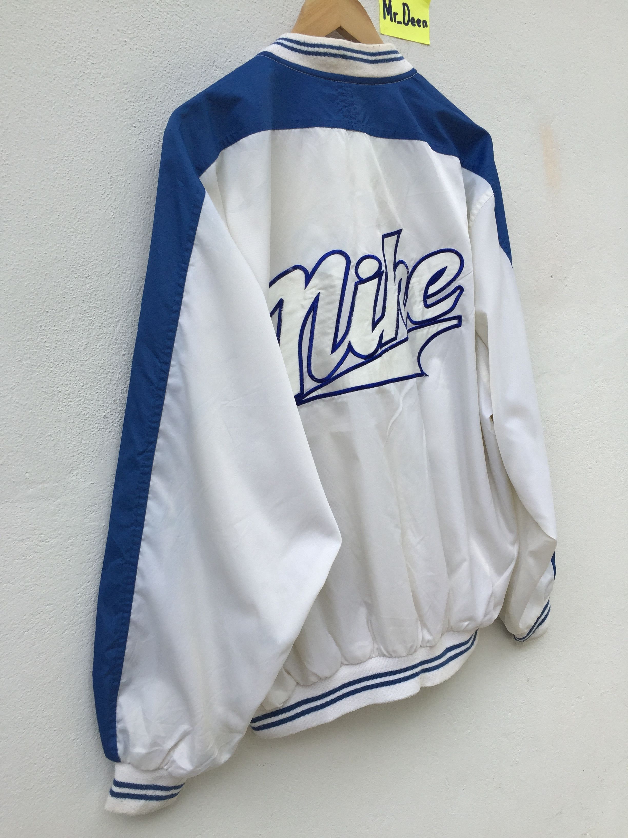 Nike Vintage 90s Nike Sportswear Jacket Size US M / EU 48-50 / 2 - 11 Thumbnail