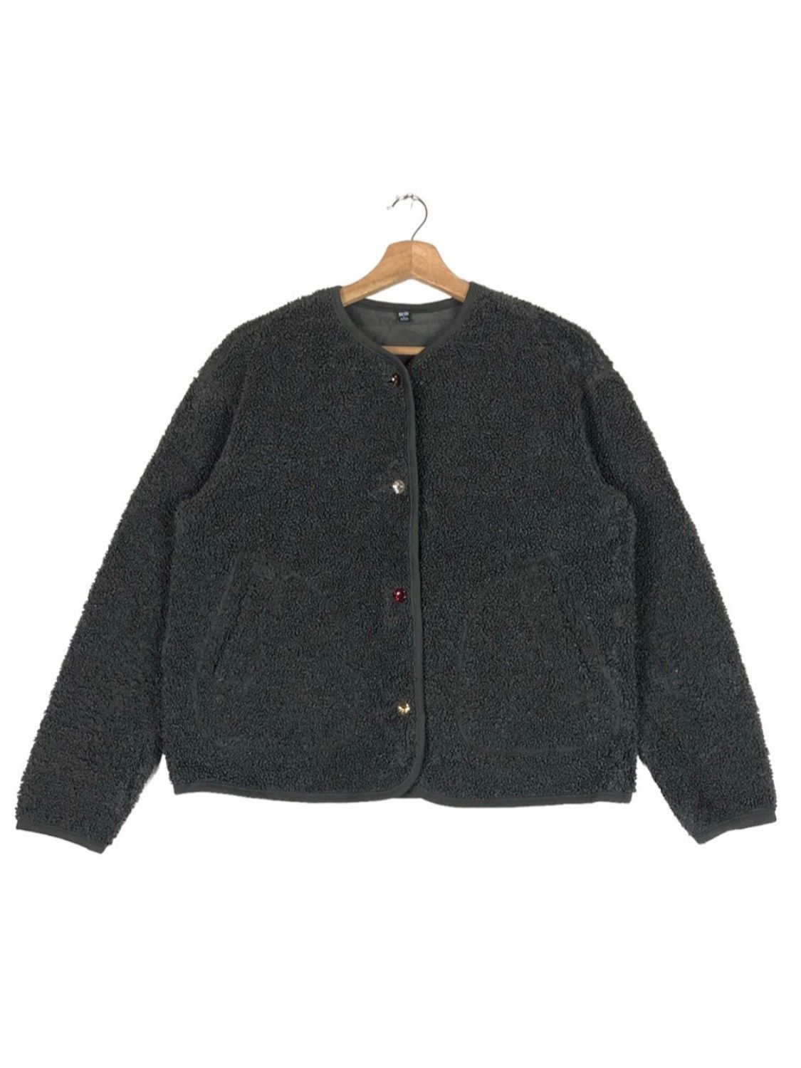 Japanese Uniqlo Crystal Button Sherpa
