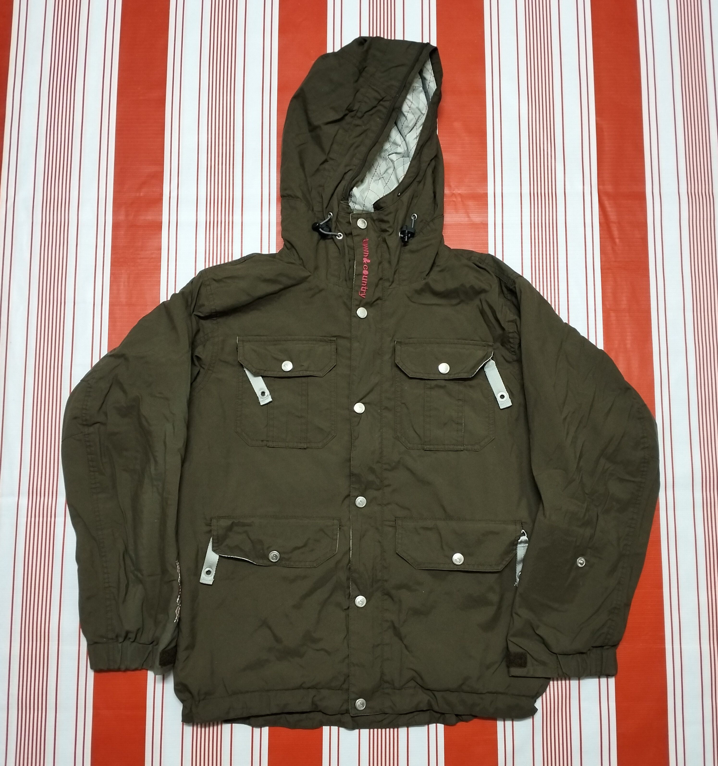 Japanese Brand Vtg Town and Country Surfing Windbreaker LightJacket Size US S / EU 44-46 / 1 - 1 Thumbnail