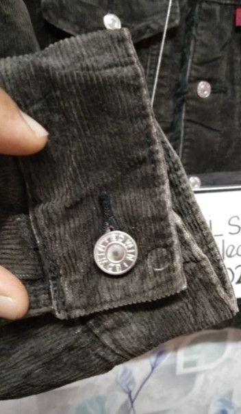Edwin VINTAGE EDWIN COLDUROY TRUCKER JACKET FAUX FUR LINING Size US L / EU 52-54 / 3 - 10 Thumbnail