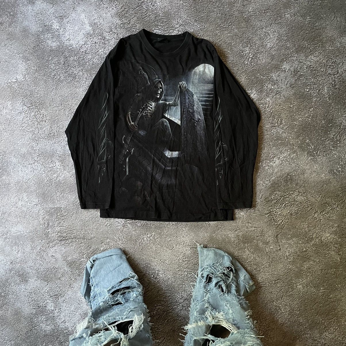 Vintage Vintage Y2K Goth Graphic Tee Skulls All Over Print Faded L Size US L / EU 52-54 / 3 - 2 Thumbnail