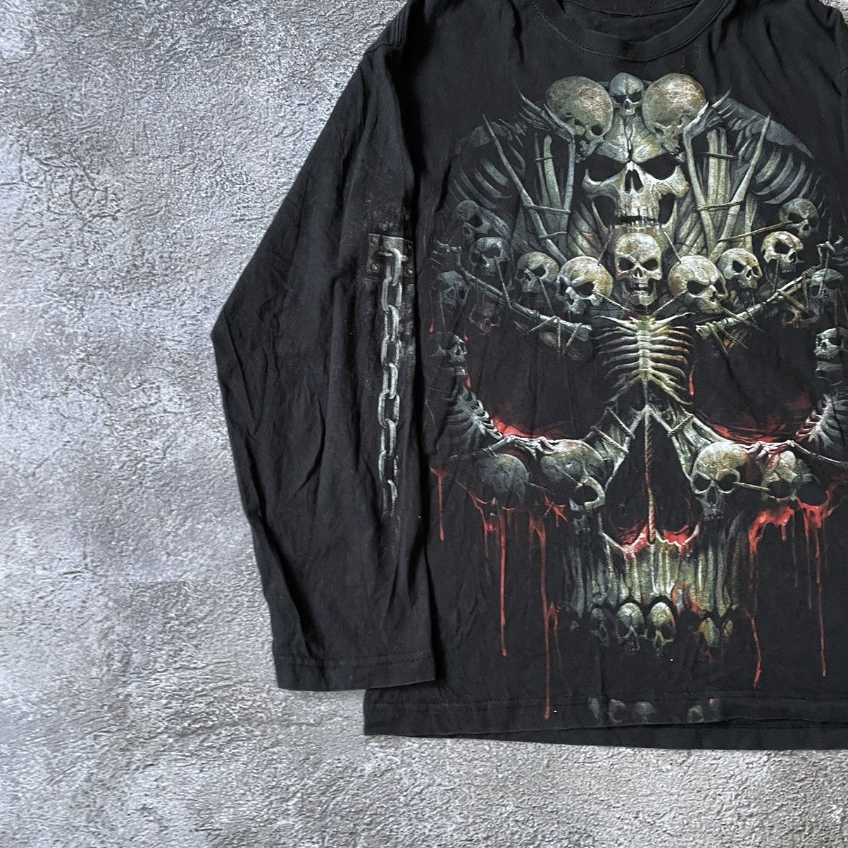 Vintage Vintage Y2K Goth Skull Graphic Long Sleeve Tee Black Faded M Size US M / EU 48-50 / 2 - 4 Thumbnail