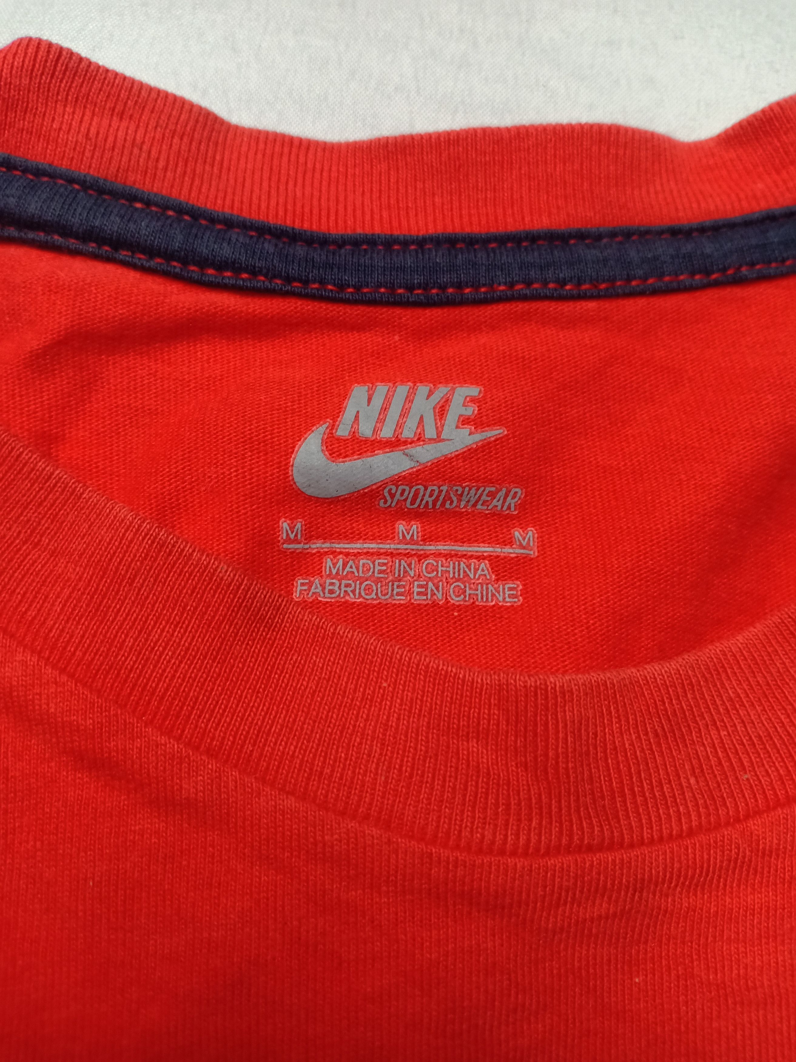 Nike Nike Pocket Tee Swoosh Logo Size XS / US 0-2 / IT 36-38 - 4 Thumbnail