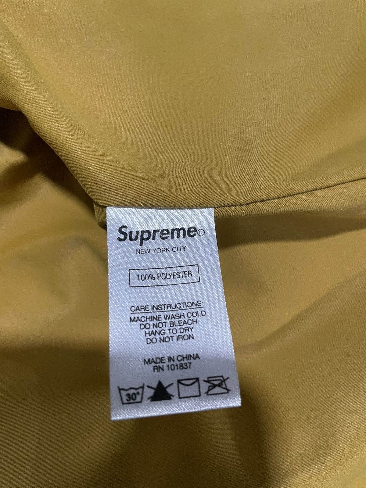 South2 West8 × Supreme Supreme South2 West8 fleece jacket Size US M / EU 48-50 / 2 - 5 Thumbnail