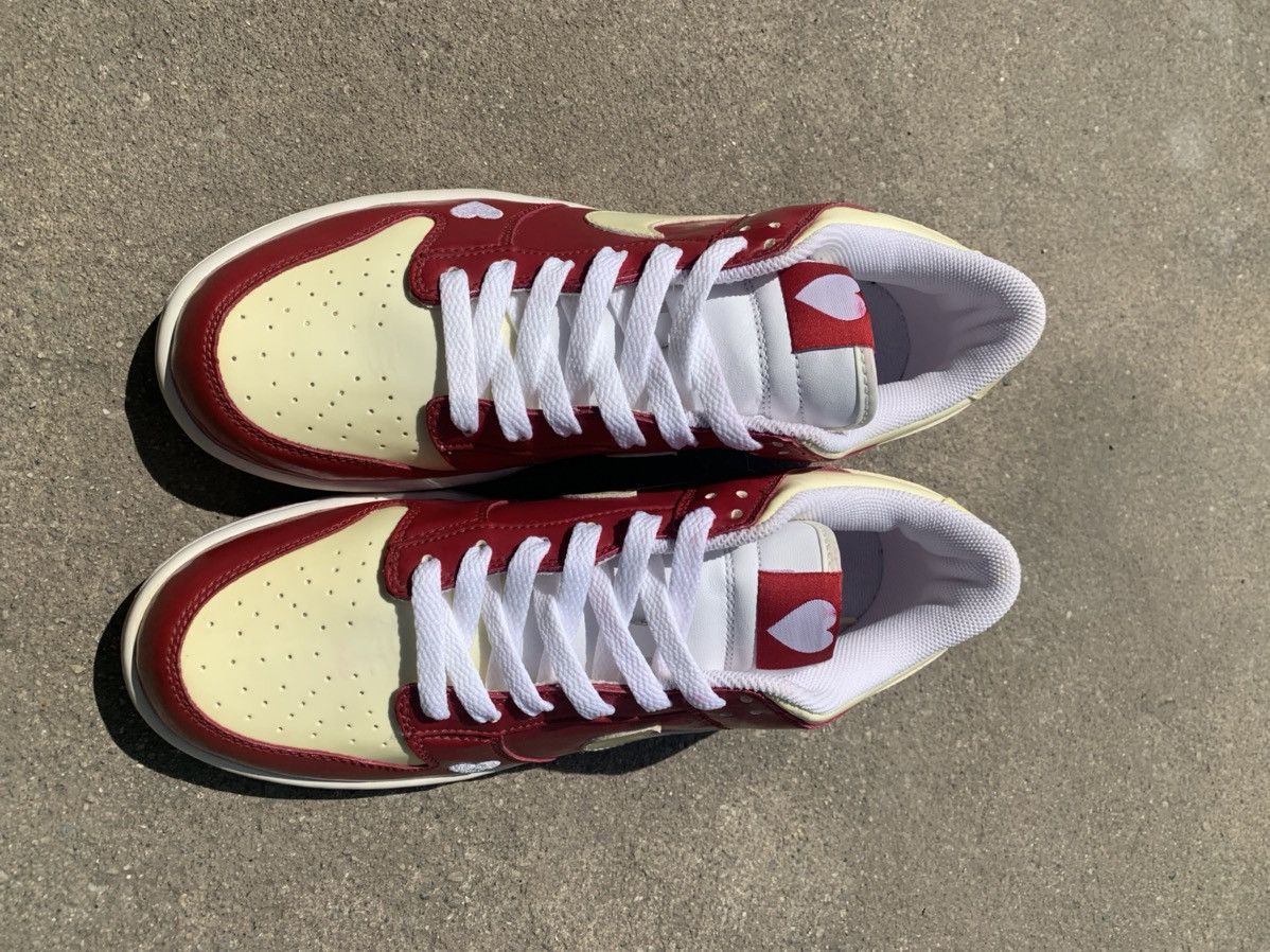 Nike Nike Dunk Low Valentines Day 2004 WMNS Varsity Red Size US 8.5 / EU 41-42 - 3 Thumbnail