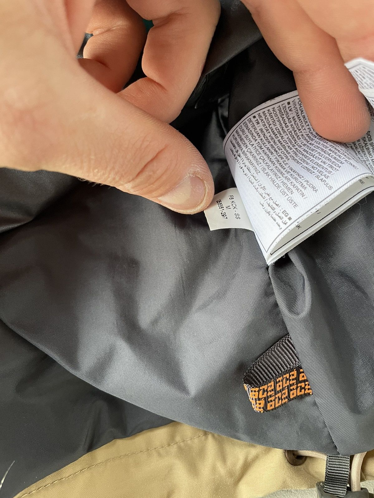 Nike 🔥🔥 NIKE ACG Storm Fit Jacket Size US M / EU 48-50 / 2 - 11 Thumbnail