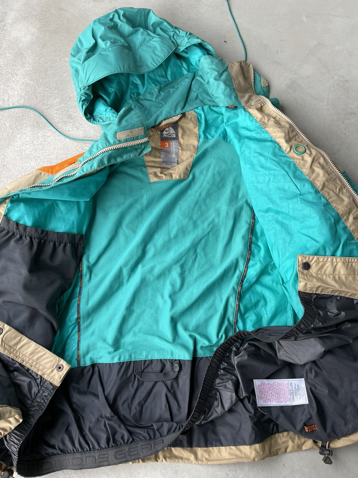 Nike 🔥🔥 NIKE ACG Storm Fit Jacket Size US M / EU 48-50 / 2 - 3 Thumbnail