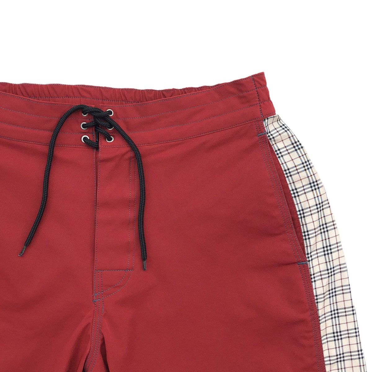 Burberry Burberry Black Label Red Novacheck Swim Shorts Pant Size US 32 / EU 48 - 2 Thumbnail