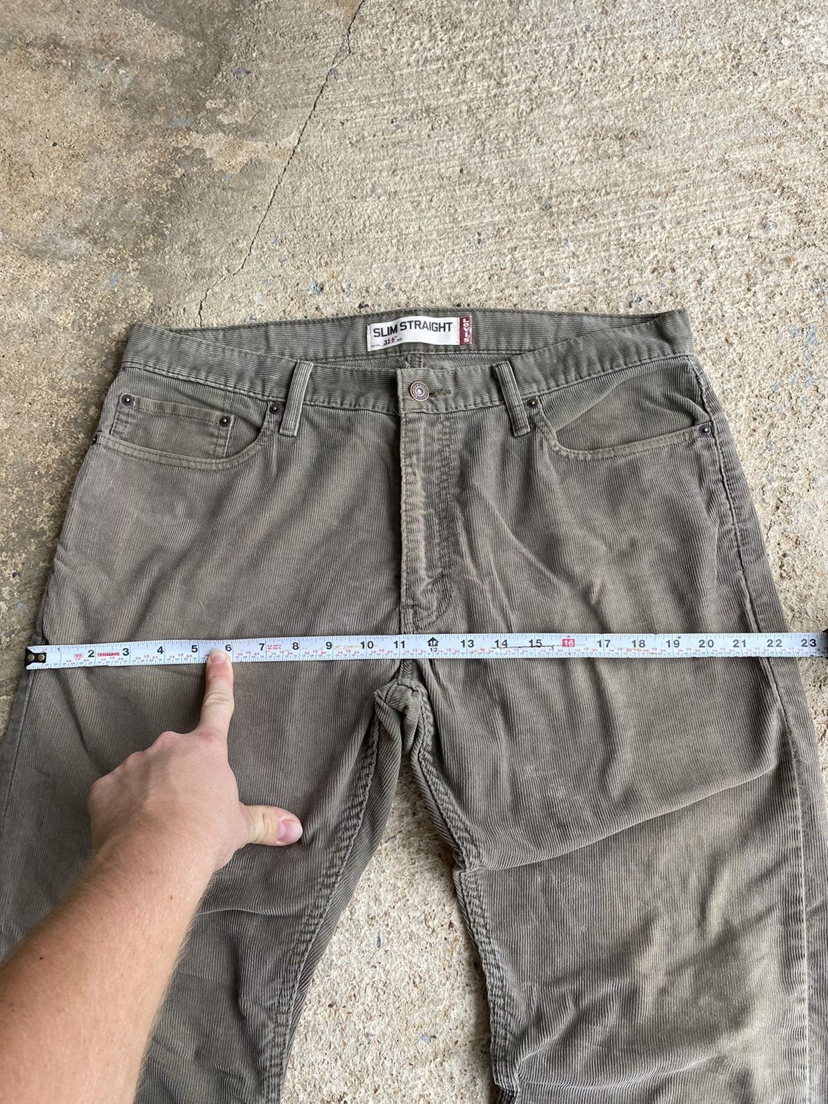 Levi's × Vintage Levi’s Crazy Y2K 514 Olive Corduroy Pants Size US 36 / EU 52 - 10 Thumbnail