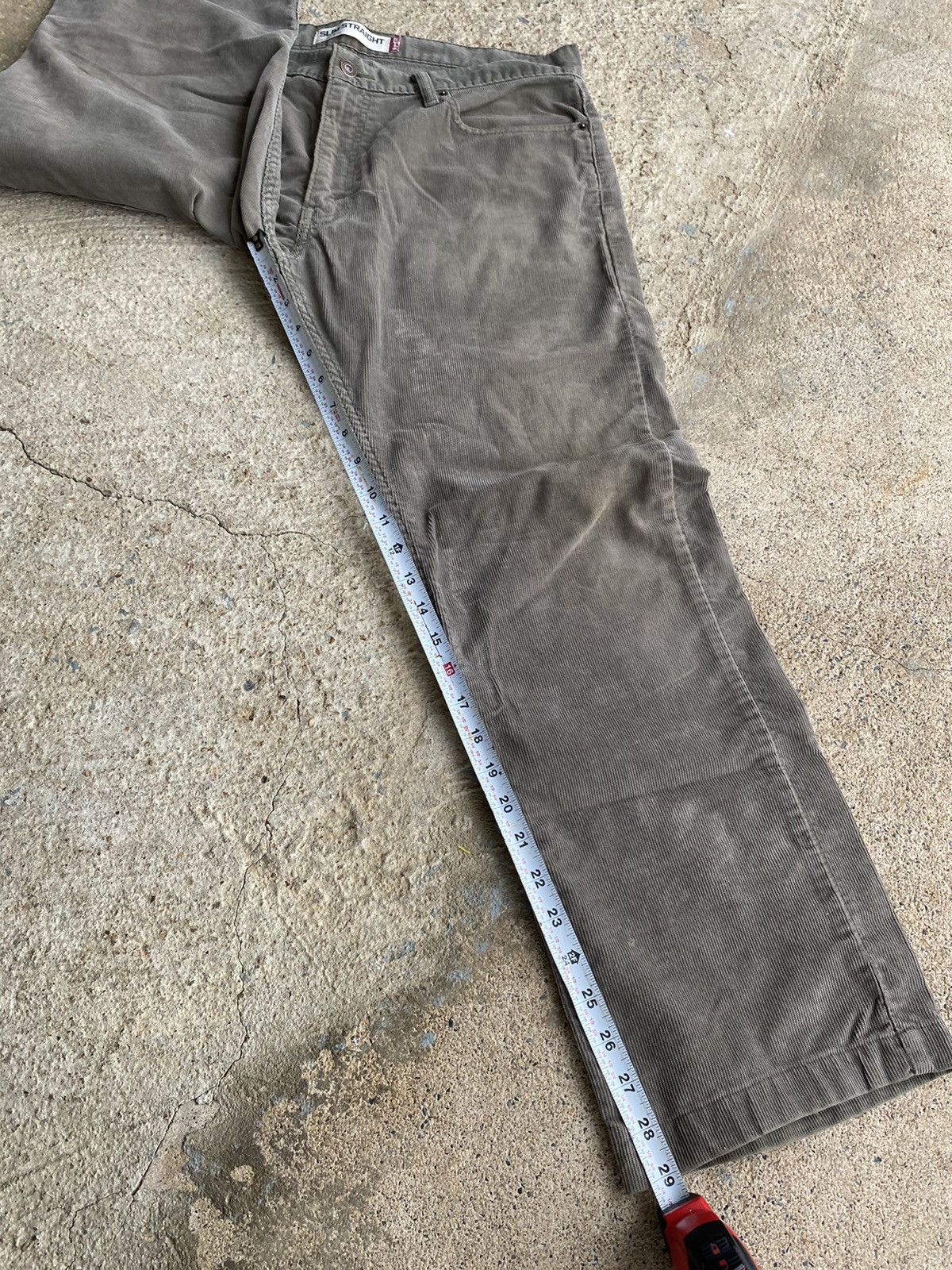 Levi's × Vintage Levi’s Crazy Y2K 514 Olive Corduroy Pants Size US 36 / EU 52 - 13 Thumbnail