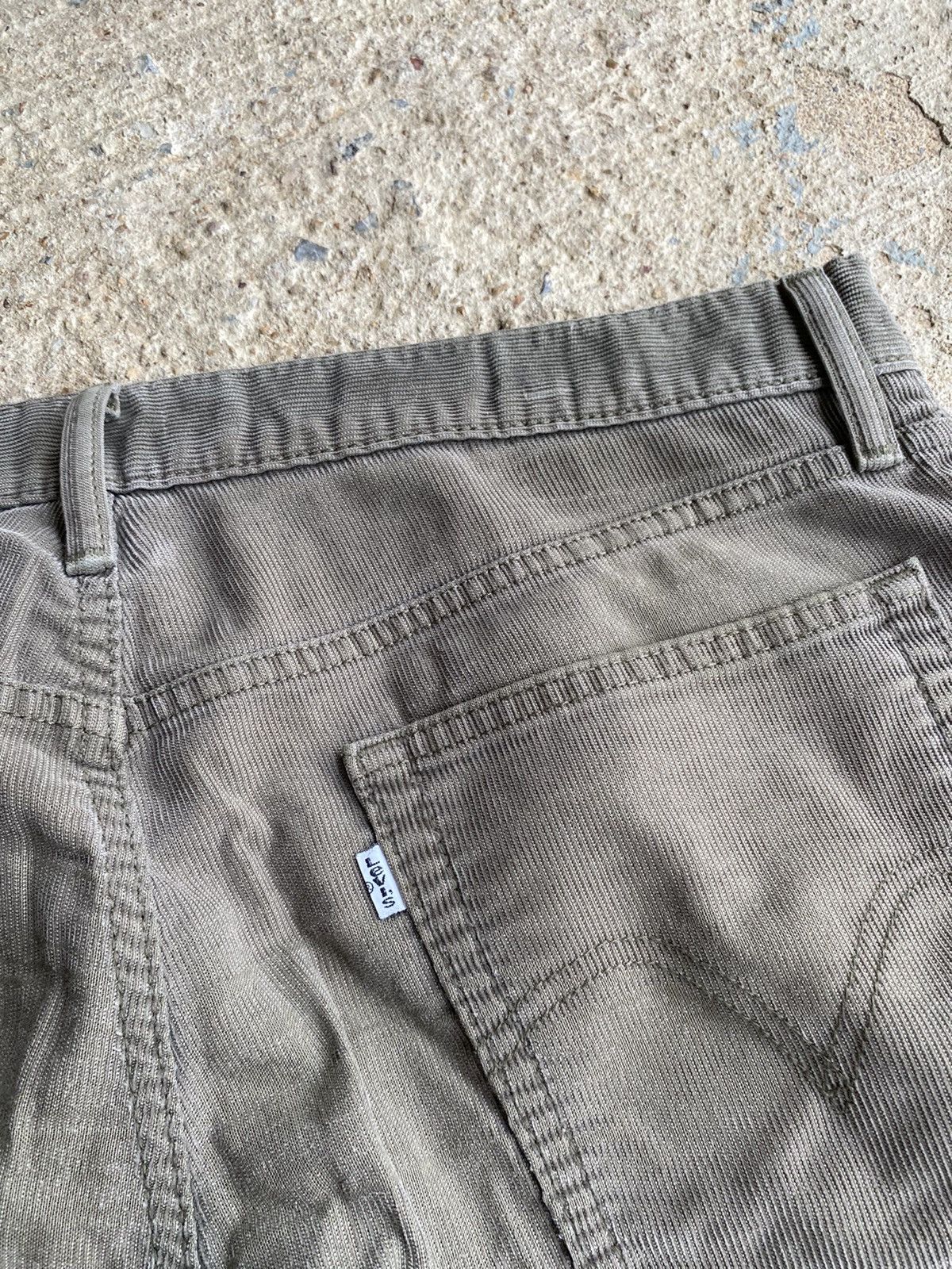 Levi's × Vintage Levi’s Crazy Y2K 514 Olive Corduroy Pants Size US 36 / EU 52 - 2 Thumbnail