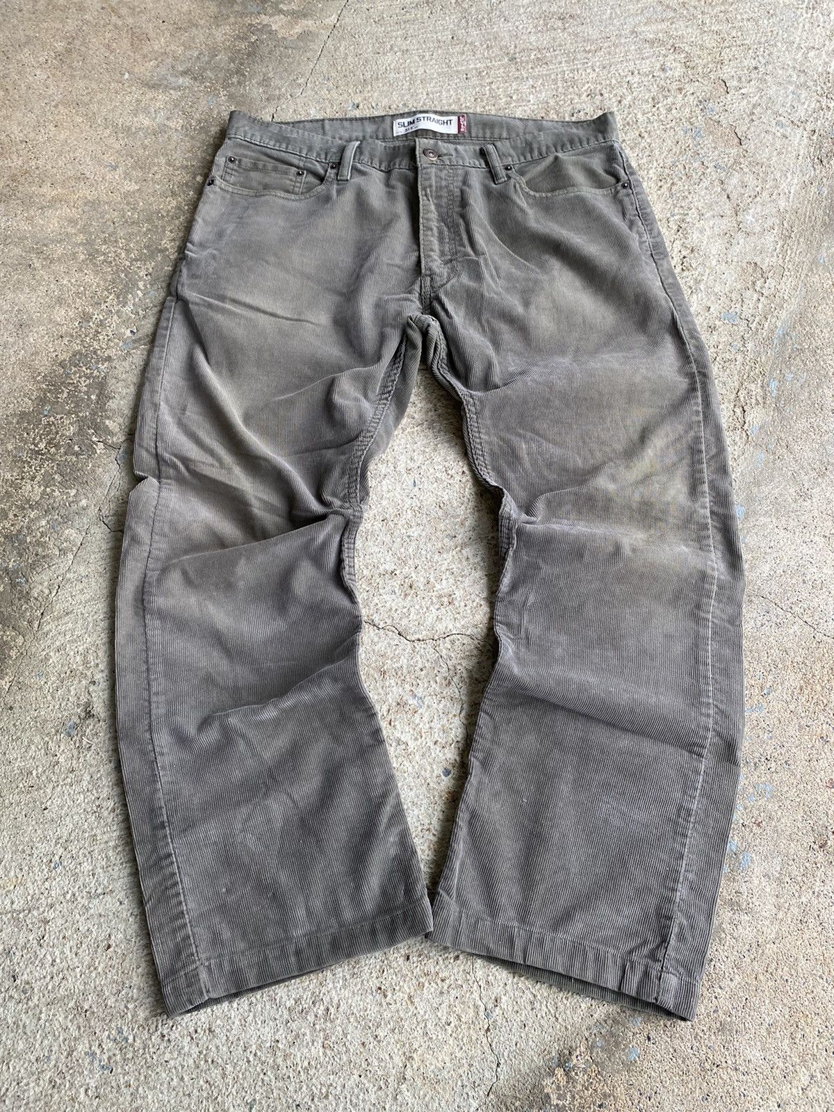 Levi's × Vintage Levi’s Crazy Y2K 514 Olive Corduroy Pants Size US 36 / EU 52 - 4 Thumbnail