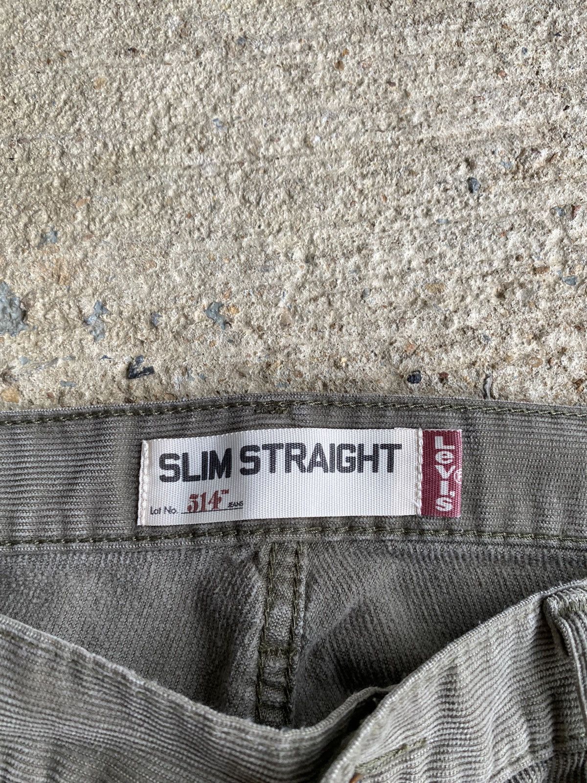 Levi's × Vintage Levi’s Crazy Y2K 514 Olive Corduroy Pants Size US 36 / EU 52 - 7 Thumbnail