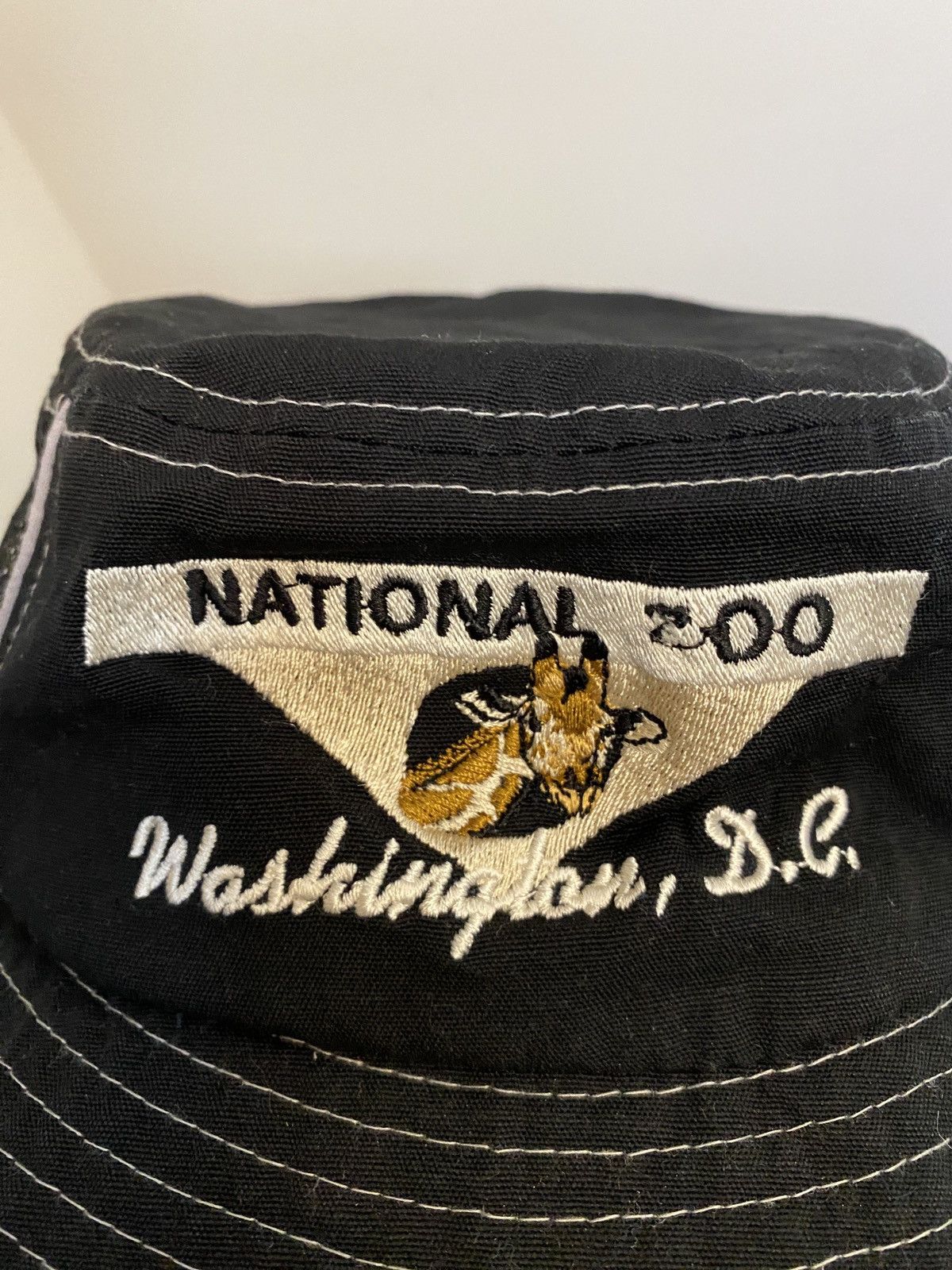 Vintage Vintage 90’s Giraffe Washington DC National Zoo Bucket Hat Size ONE SIZE - 2 Thumbnail