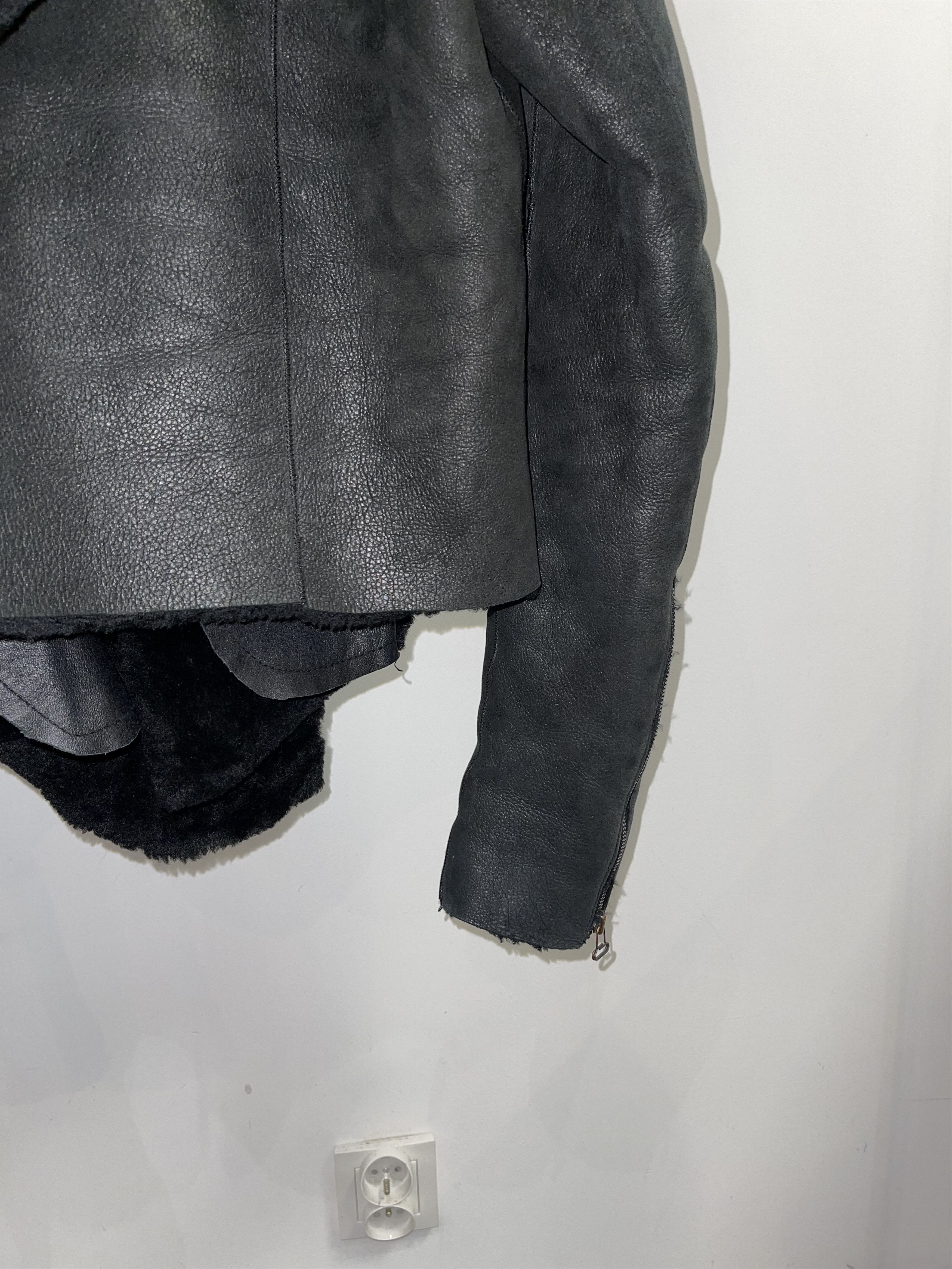 Helmut Lang Helmut Lang Abstract Assymetrical Shearling Leather Jacket Size L / US 10 / IT 46 - 7 Thumbnail