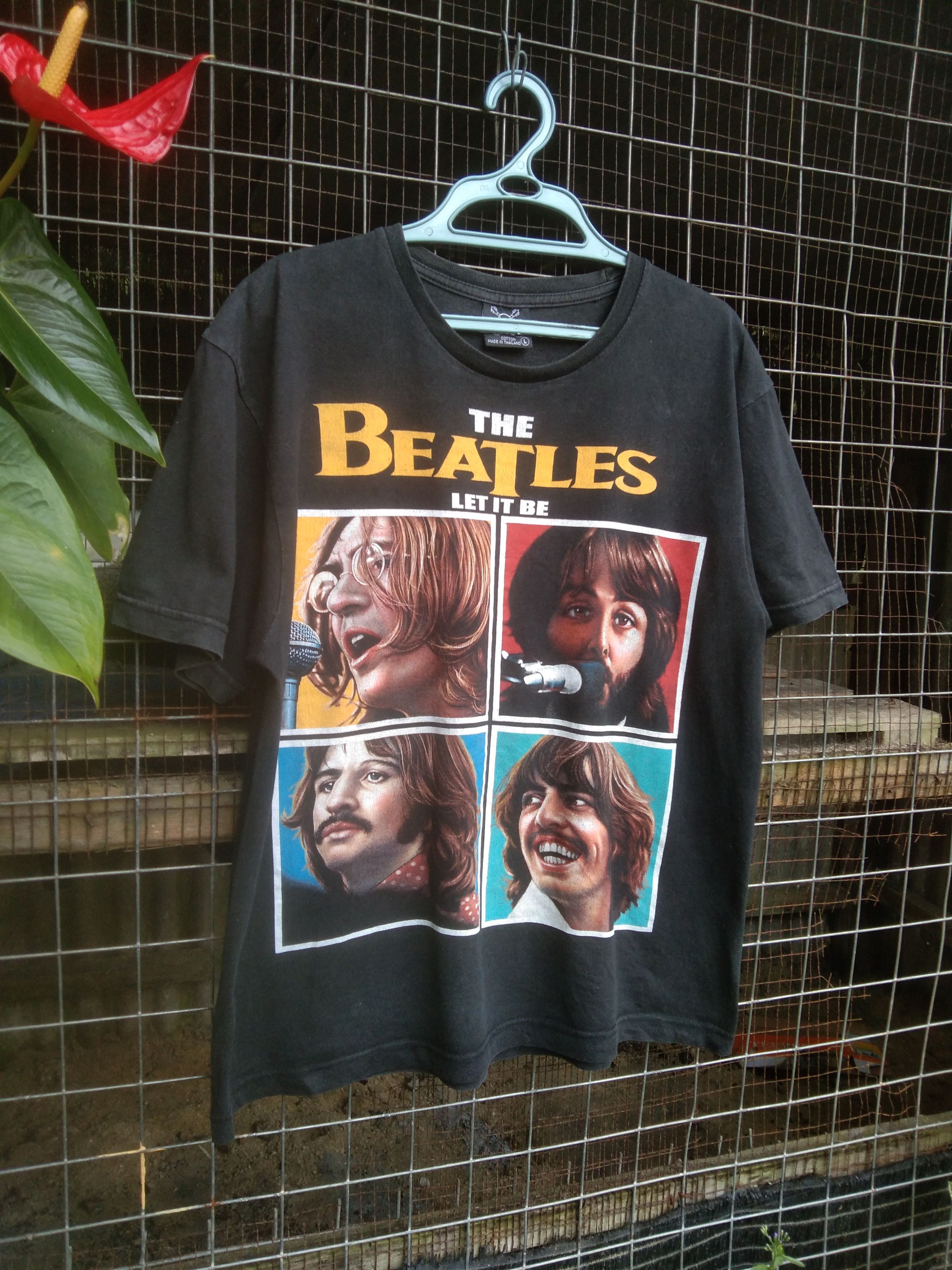 Band Tees THE BEATLES 'LET IT BE' T-SHIRT Size US L / EU 52-54 / 3 - 3 Thumbnail