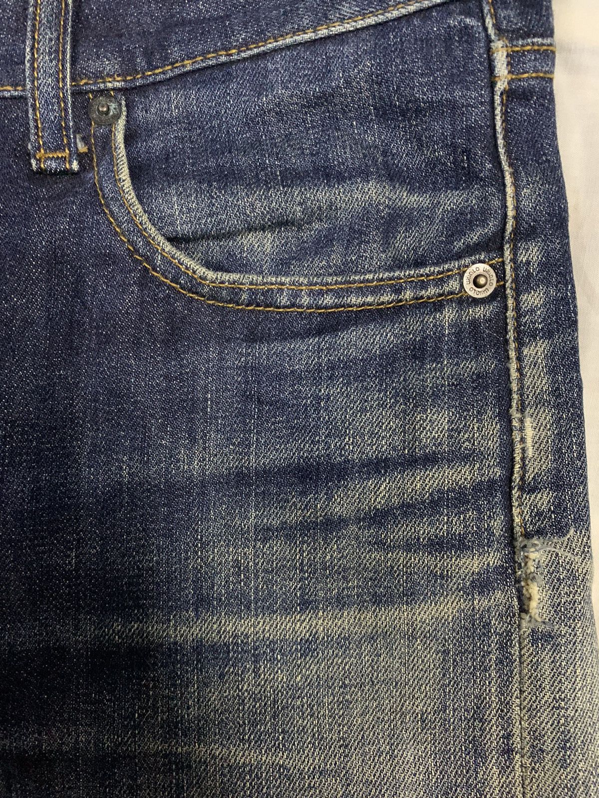 Jun Takahashi Y2K Uniqlo S002 Selvedge Dark Mud Wash Distressed Jeans Size US 31 - 7 Thumbnail