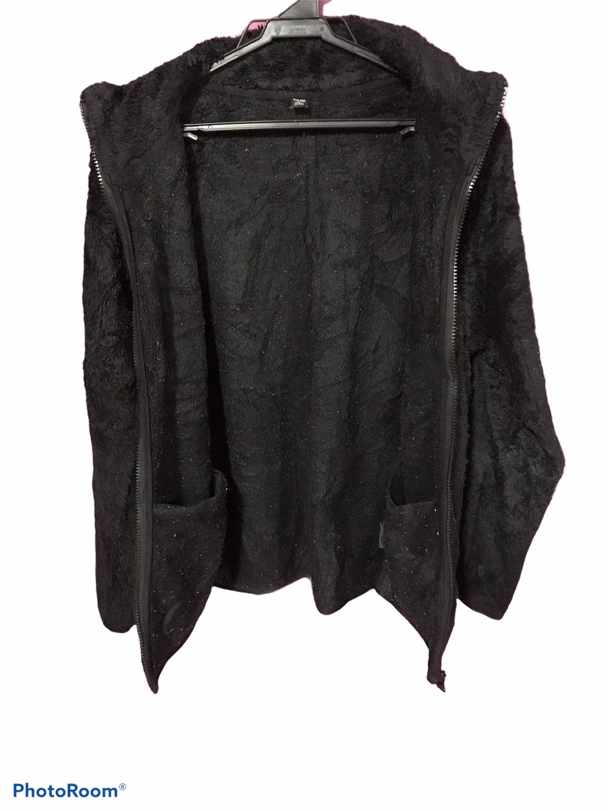 Uniqlo UNIQLO BLACK SIZE XL JACKET FLEECE WOMEN Size US XL / EU 56 / 4 - 3 Thumbnail