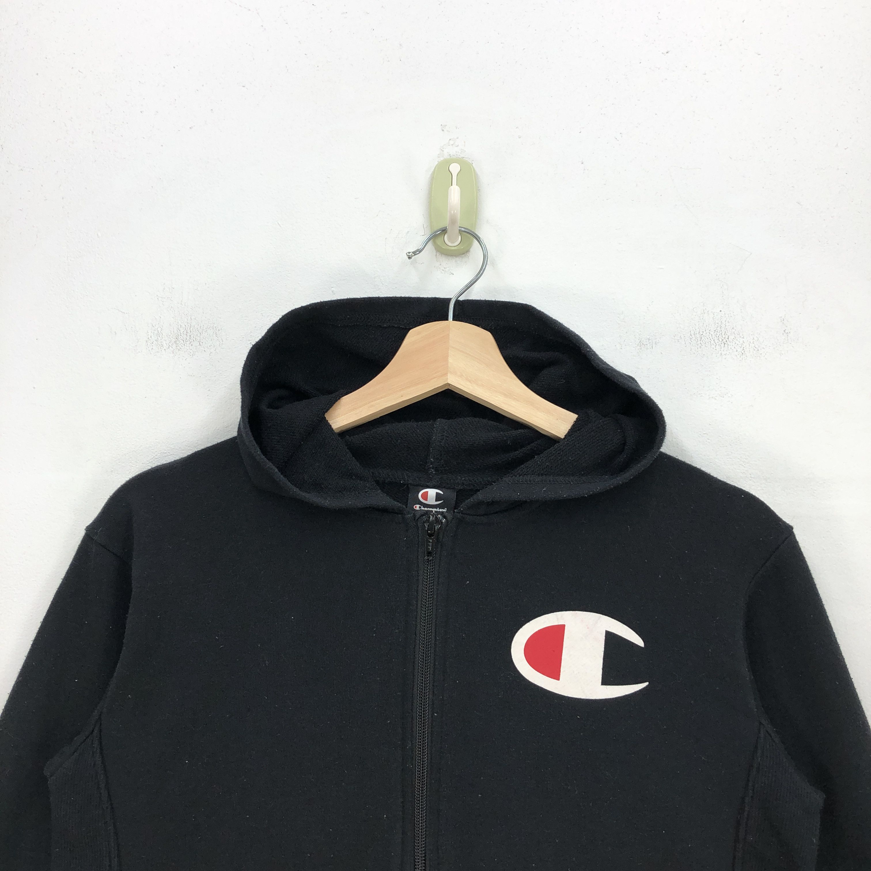 Champion Vintage Champion Sweatshirt Hoodie Champion Sweater Hooded Size S / US 4 / IT 40 - 4 Thumbnail