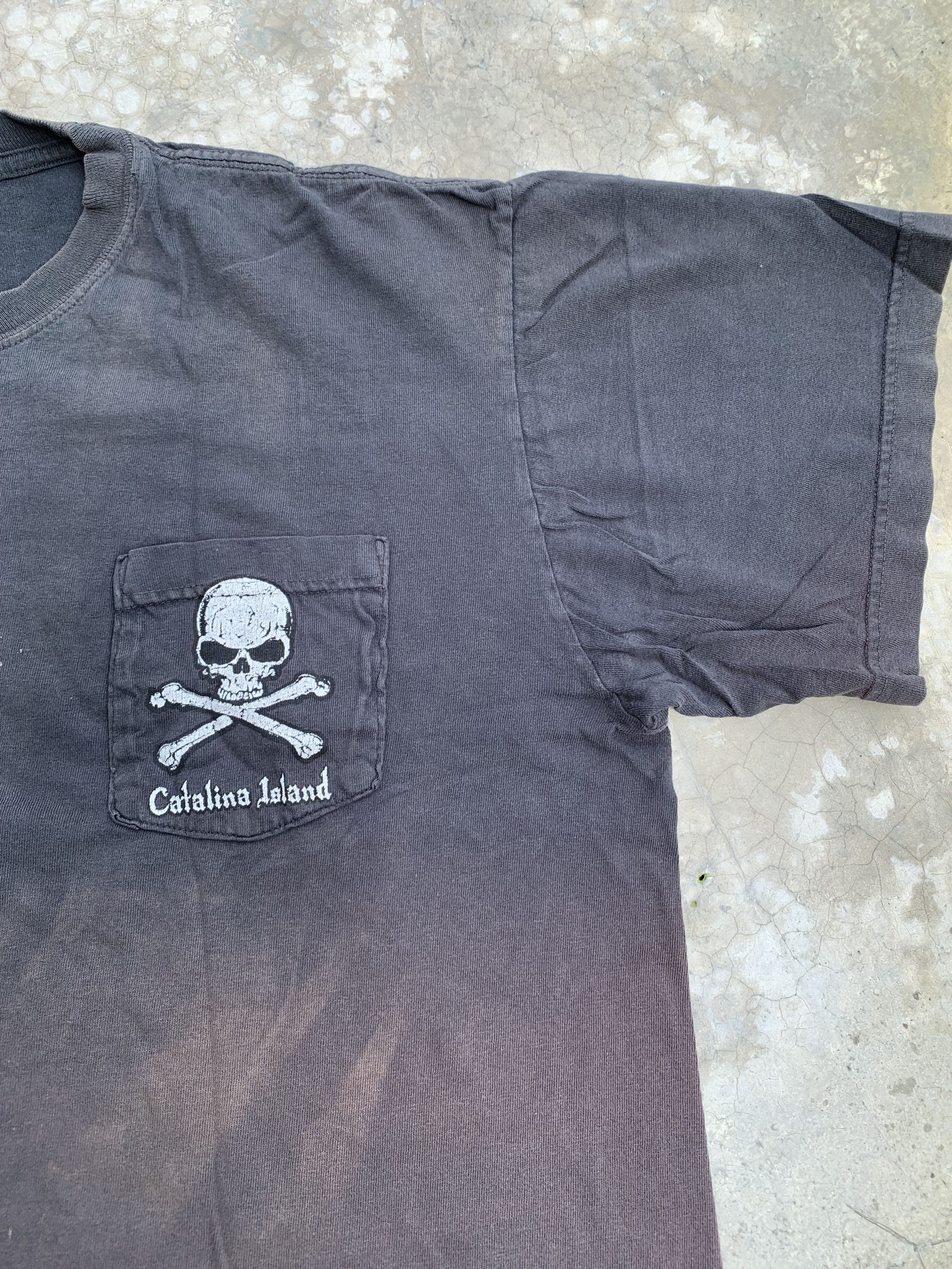 The Mountain Vintage Gradient Sunfaded Pirate Skull by The Mountain Size US XL / EU 56 / 4 - 3 Thumbnail
