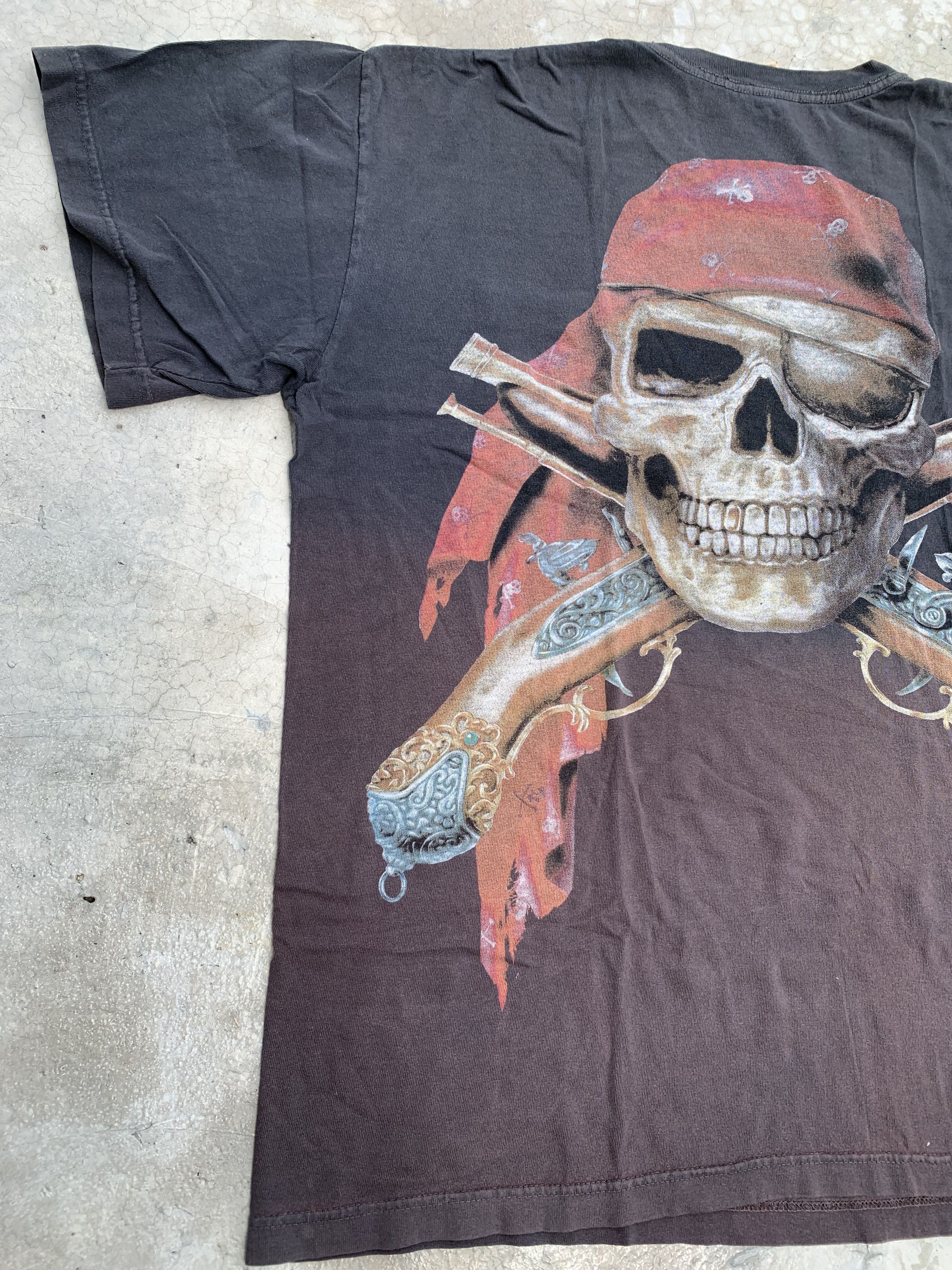 The Mountain Vintage Gradient Sunfaded Pirate Skull by The Mountain Size US XL / EU 56 / 4 - 12 Thumbnail