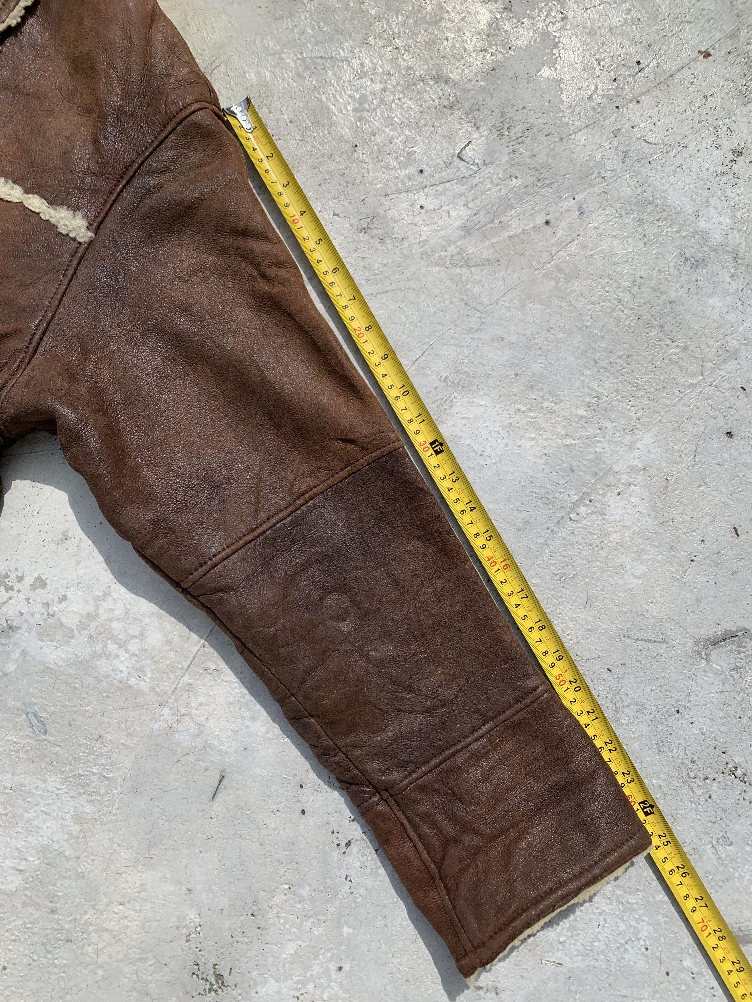 Japanese Brand Vintage Sheepskin Sherpa Leather Jacket B-3 Style Shearling Size US XL / EU 56 / 4 - 8 Thumbnail
